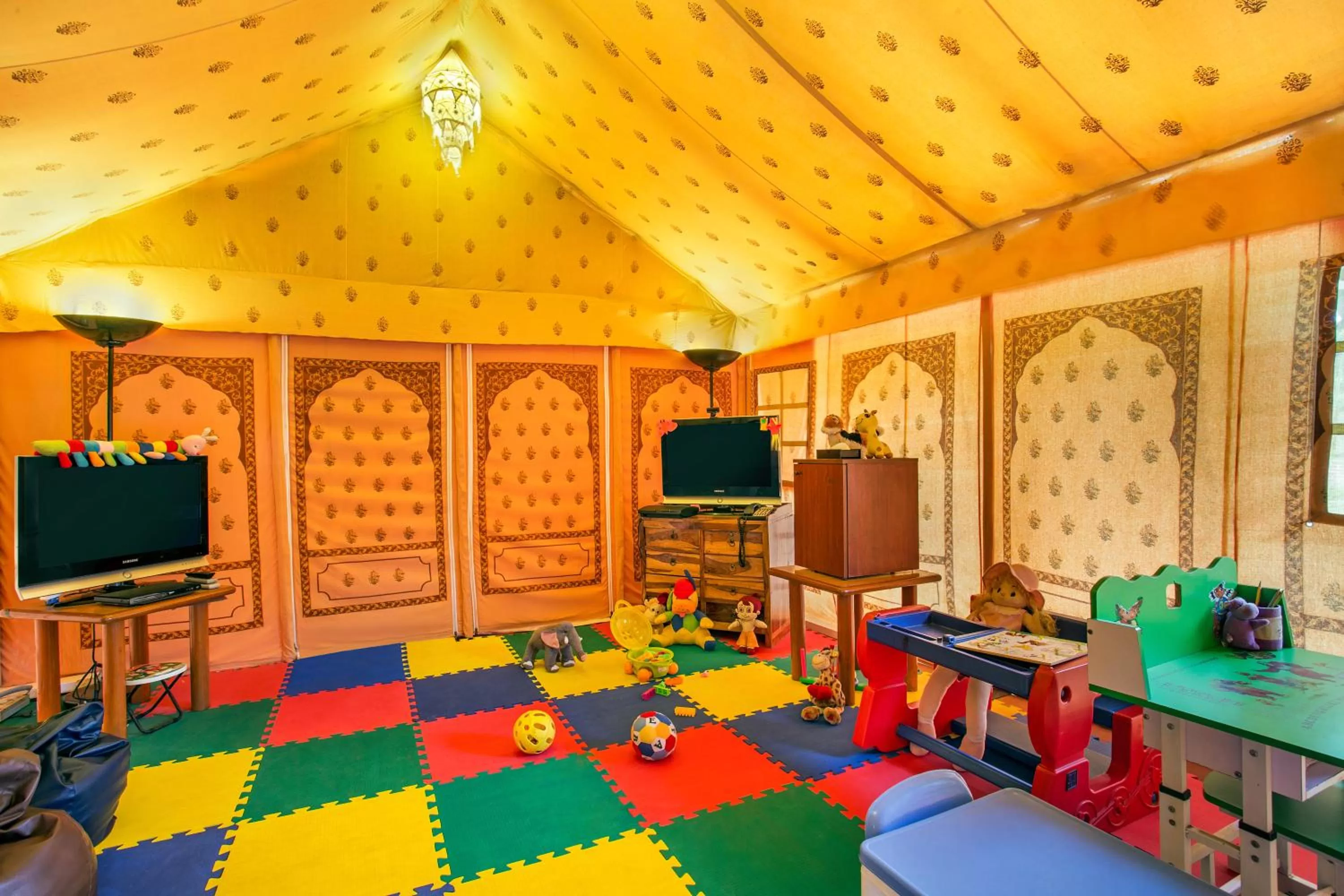 Kids's club in Trident Agra