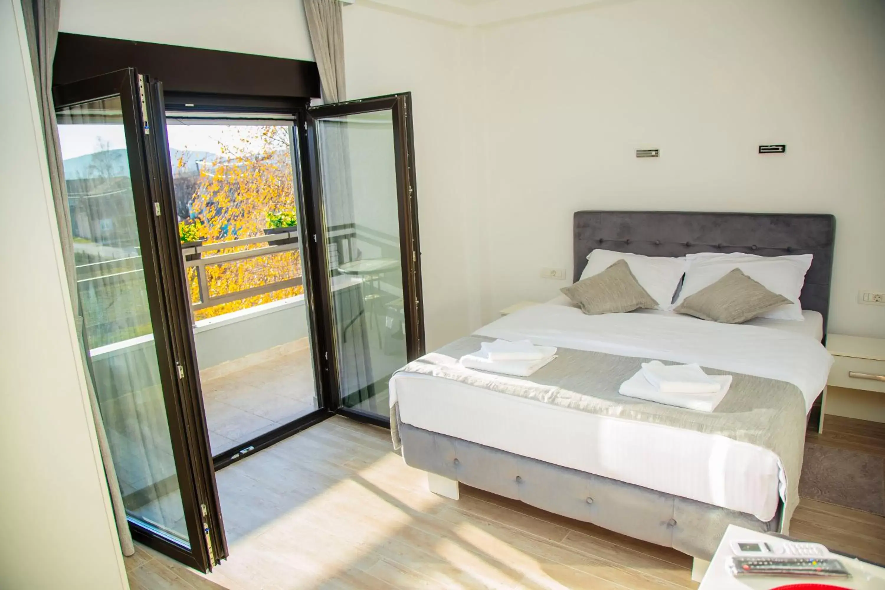 Deluxe Double Room with Balcony in Mark's Palace Deluxe Double Room with Balcony in Mark's Palace