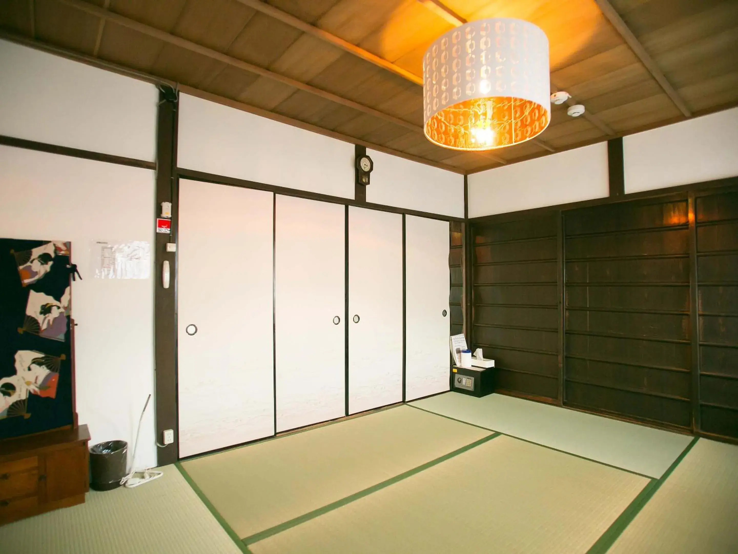 Photo of the whole room in Kyounoyado Hana Nishijin