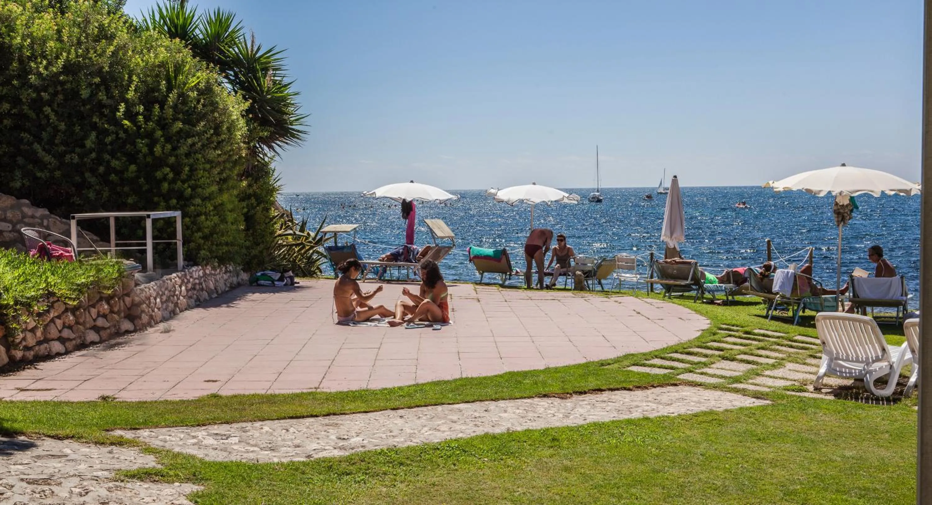 Restaurant/places to eat in Hotel Calamosca