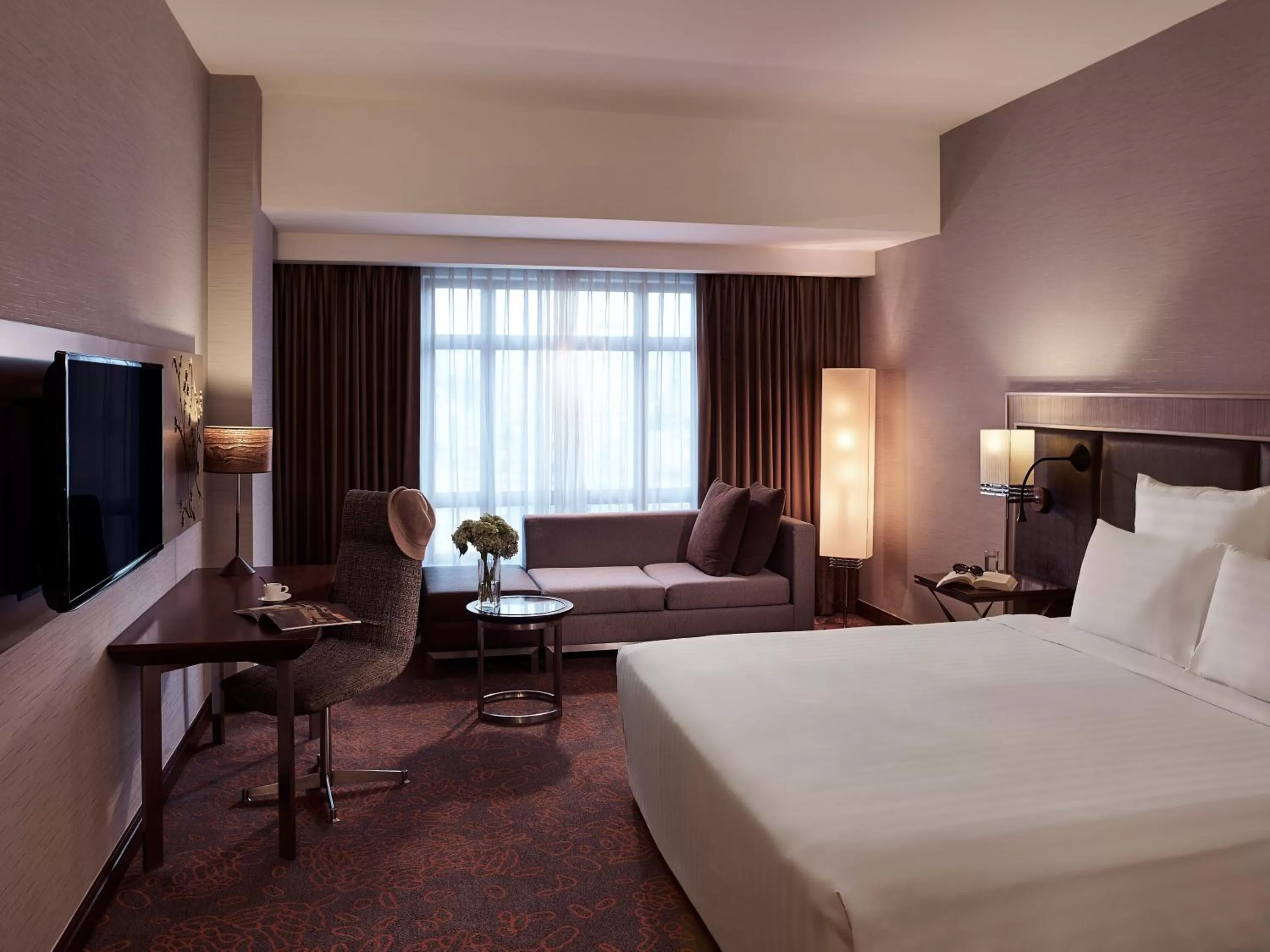 TV and multimedia, Bed in Pullman Hanoi