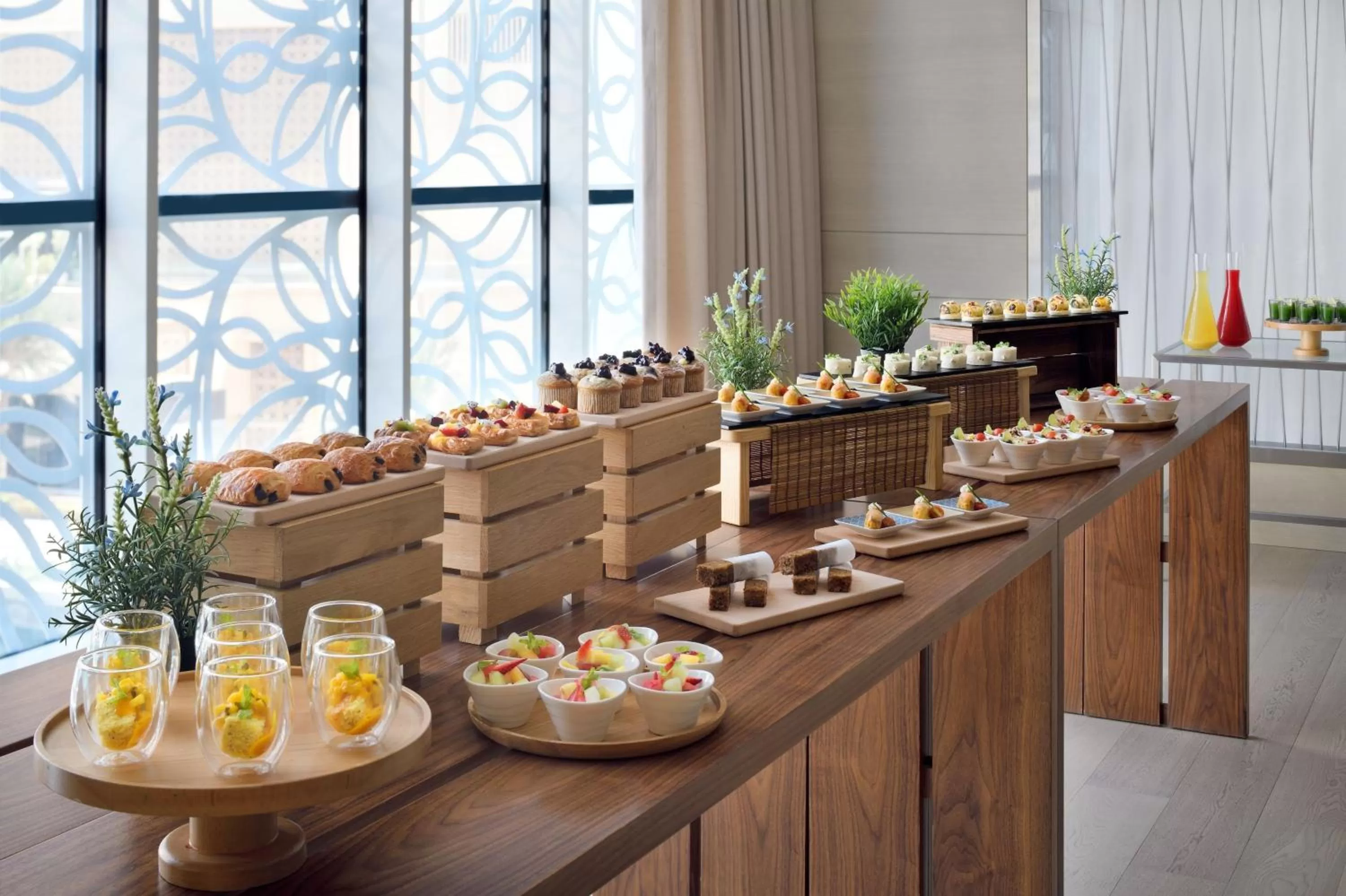 Meeting/conference room in Crowne Plaza Dubai Marina by IHG