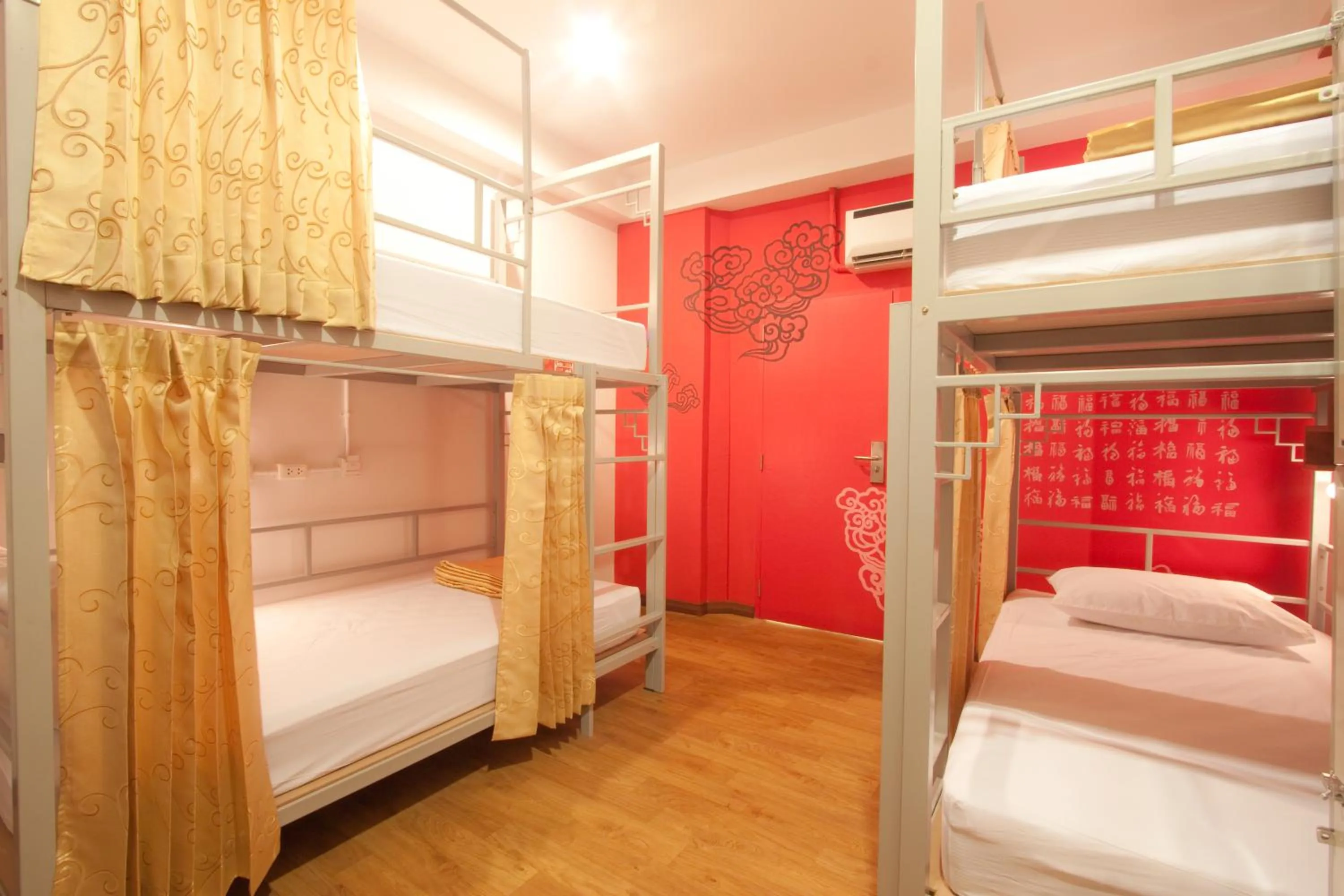 bunk bed in China Town Hotel - SHA Plus Certified