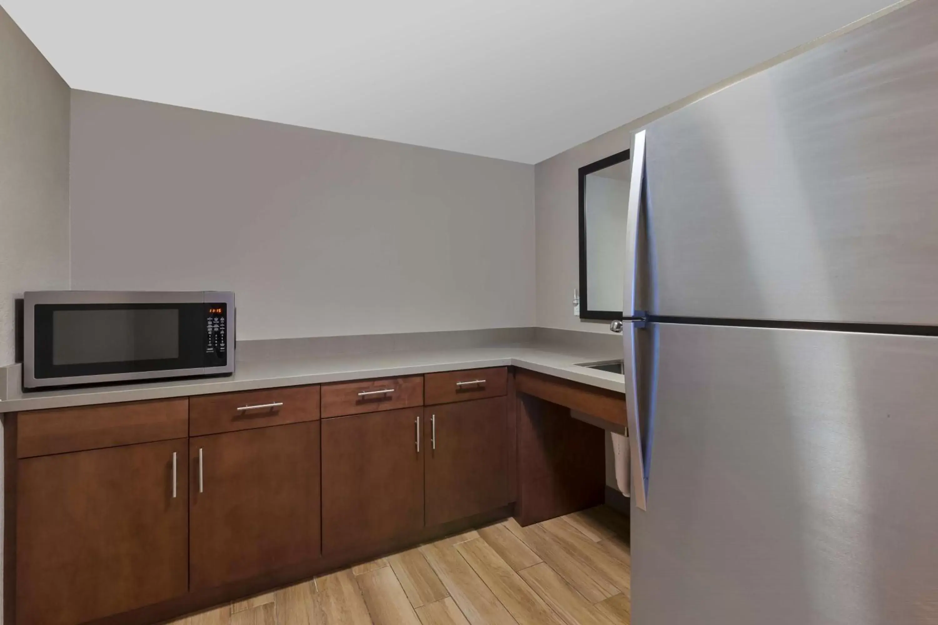 Kitchen or kitchenette, Kitchen/Kitchenette in Hampton Inn Princeton