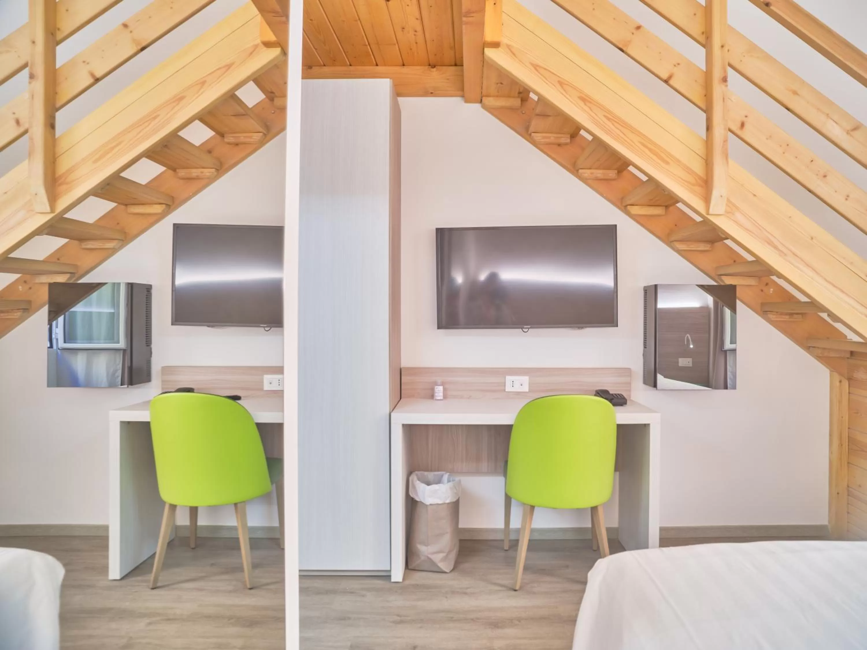 TV and multimedia, Bed in Hotel Medusa