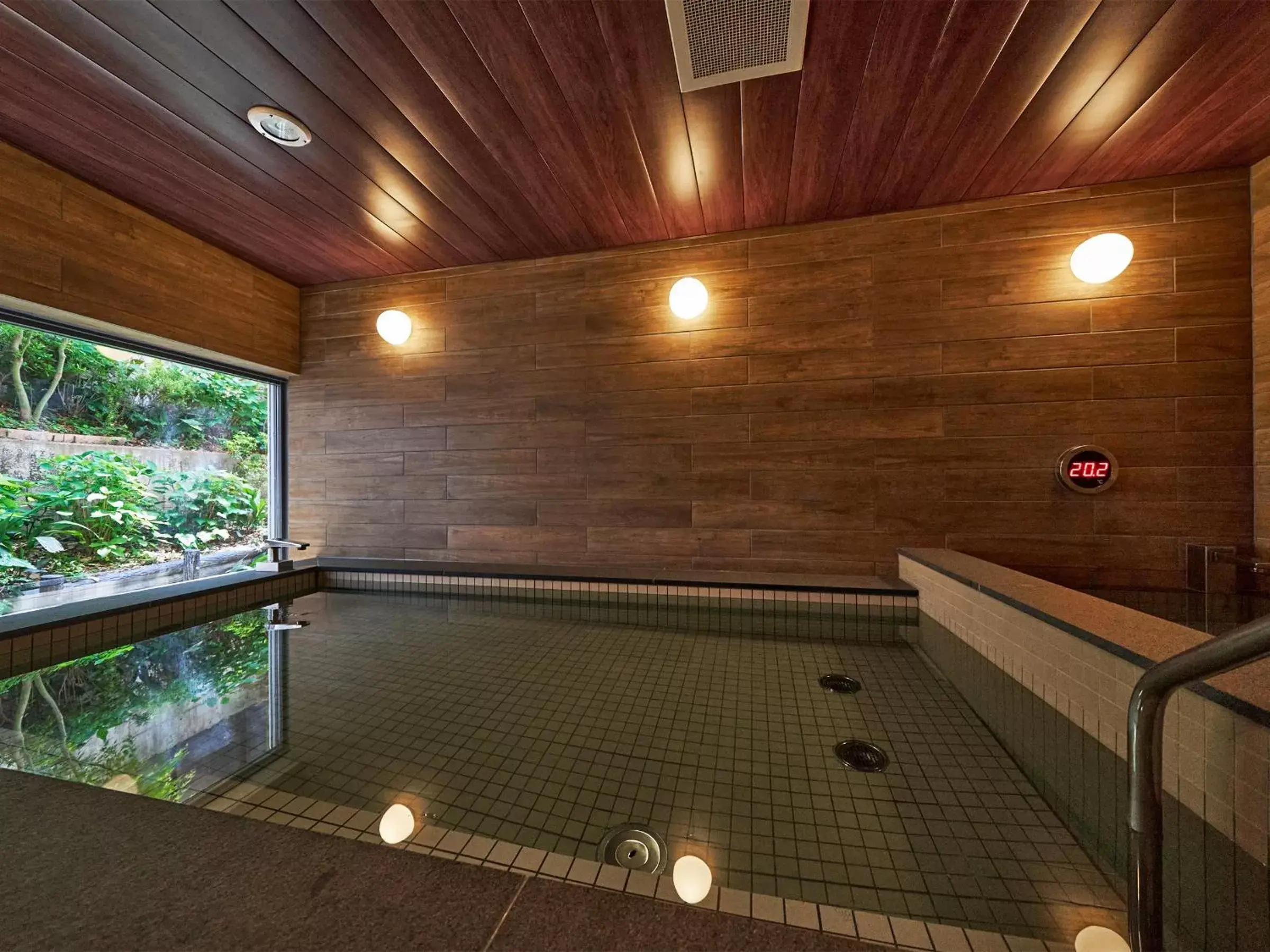 Hot Tub, Swimming Pool in WeBase KAMAKURA