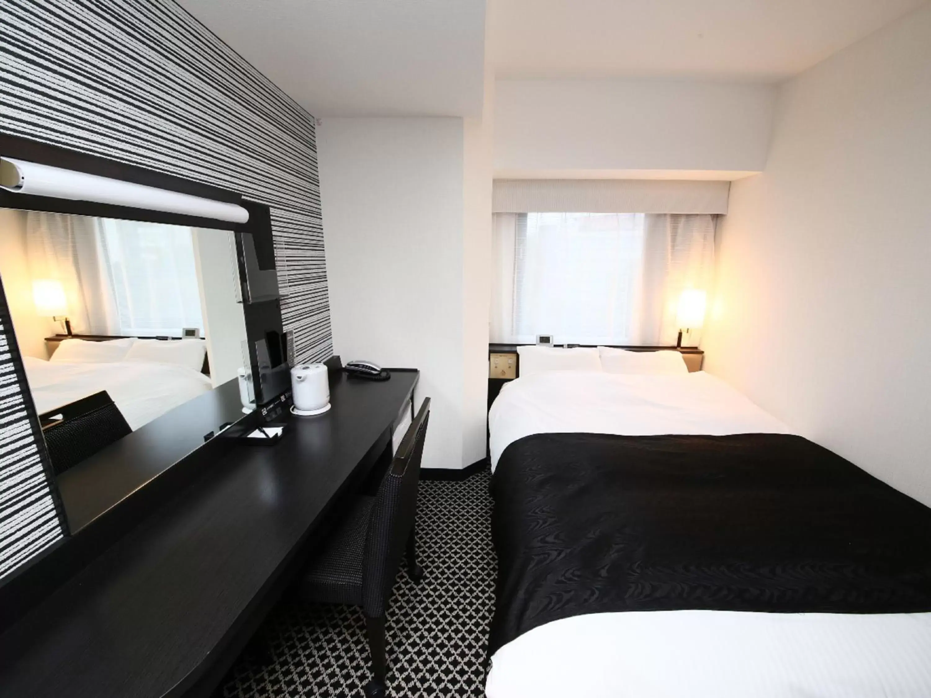 Photo of the whole room, Bed in Apa Hotel Keisei Ueno-Ekimae