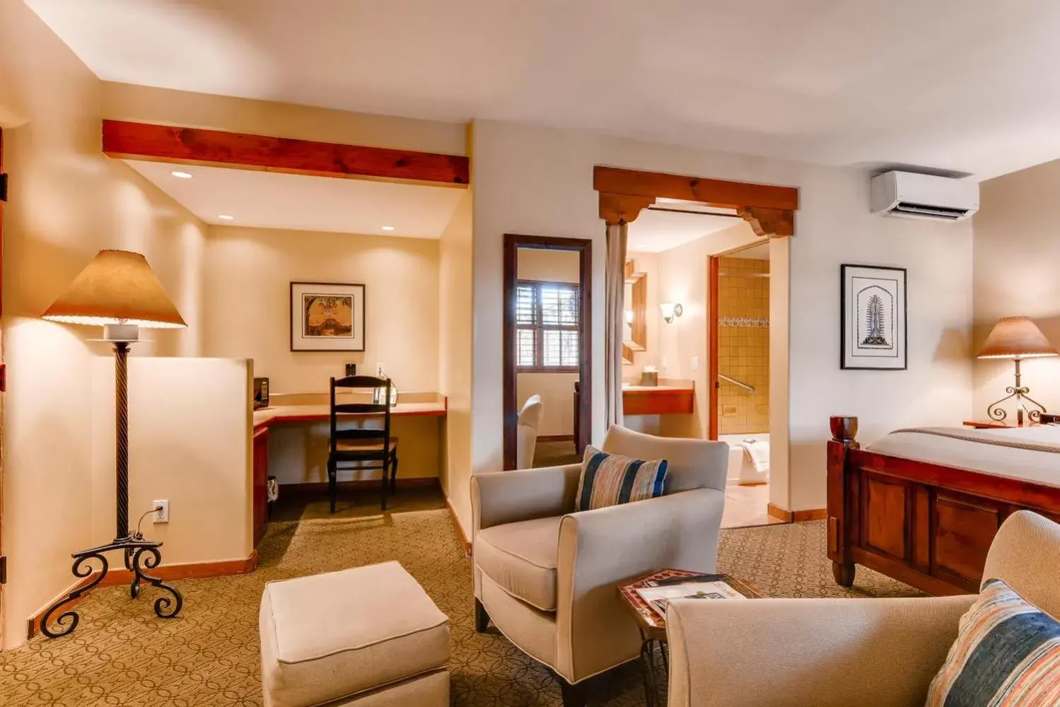 Living room, Seating Area in Old Santa Fe Inn