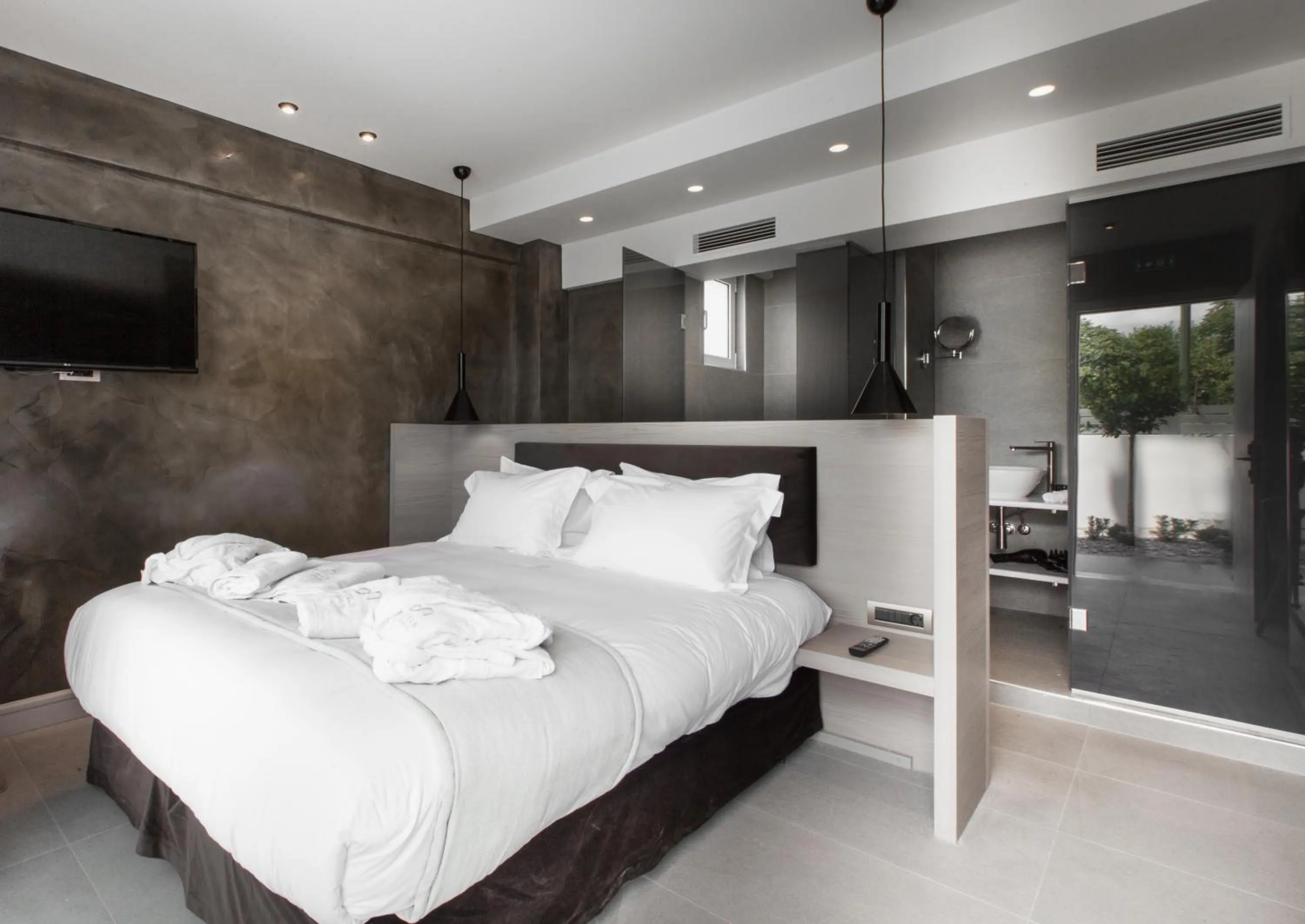 Bed in Garden City Resort