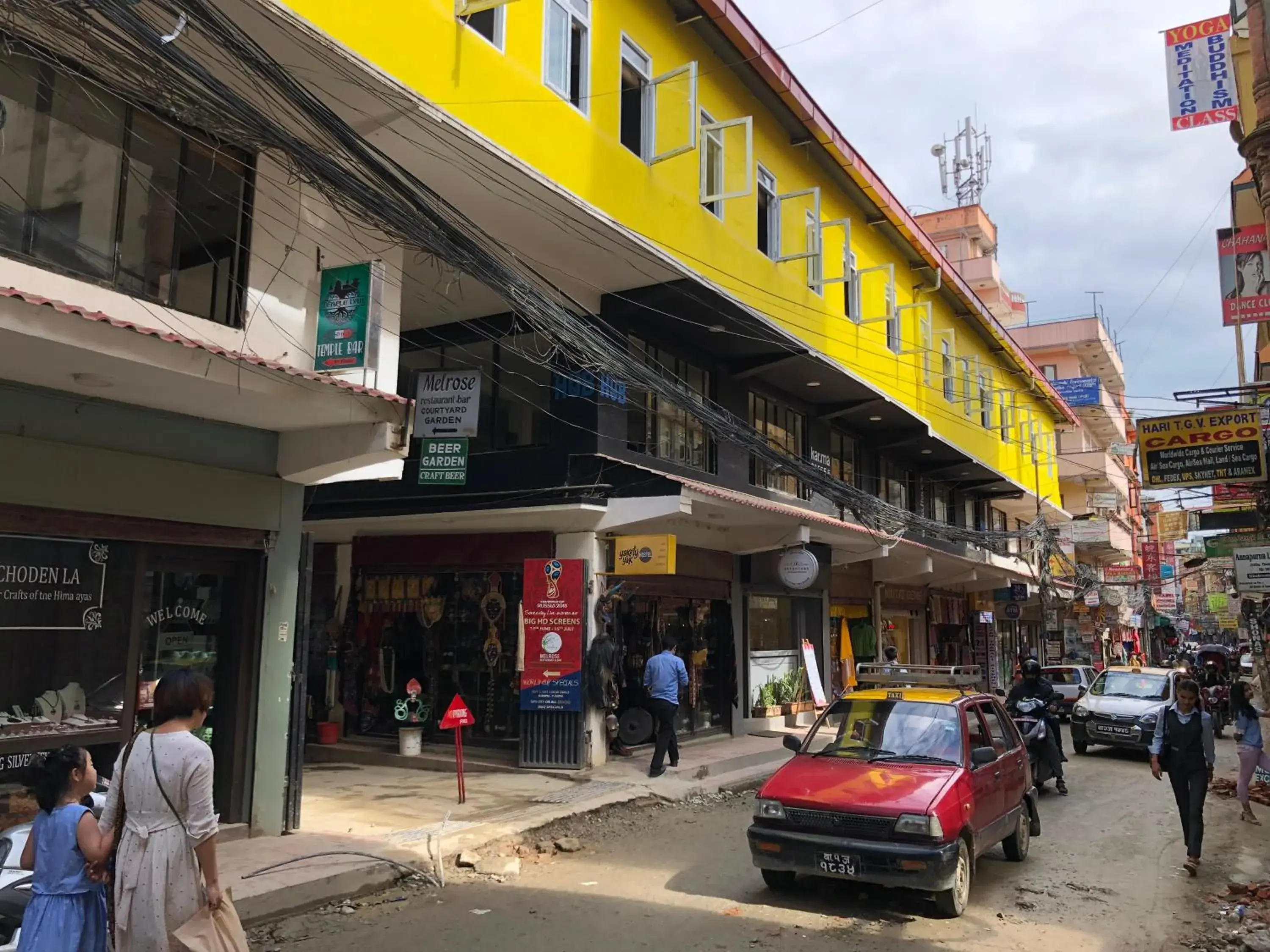 Property building in Yakety Yak Hostel