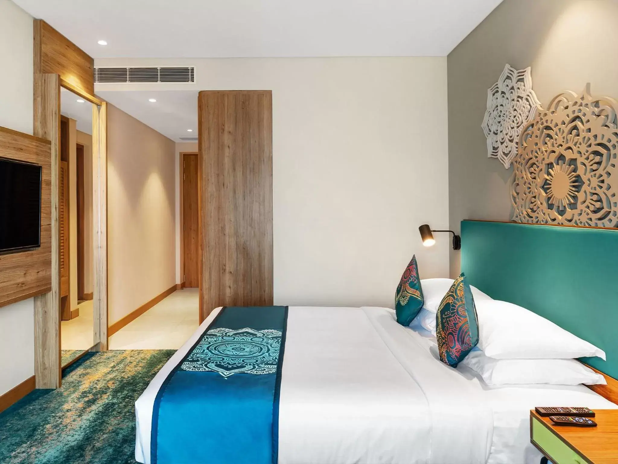 Bed in Grand Mercure Gandhinagar GIFT City - An Accor Hotels Brand