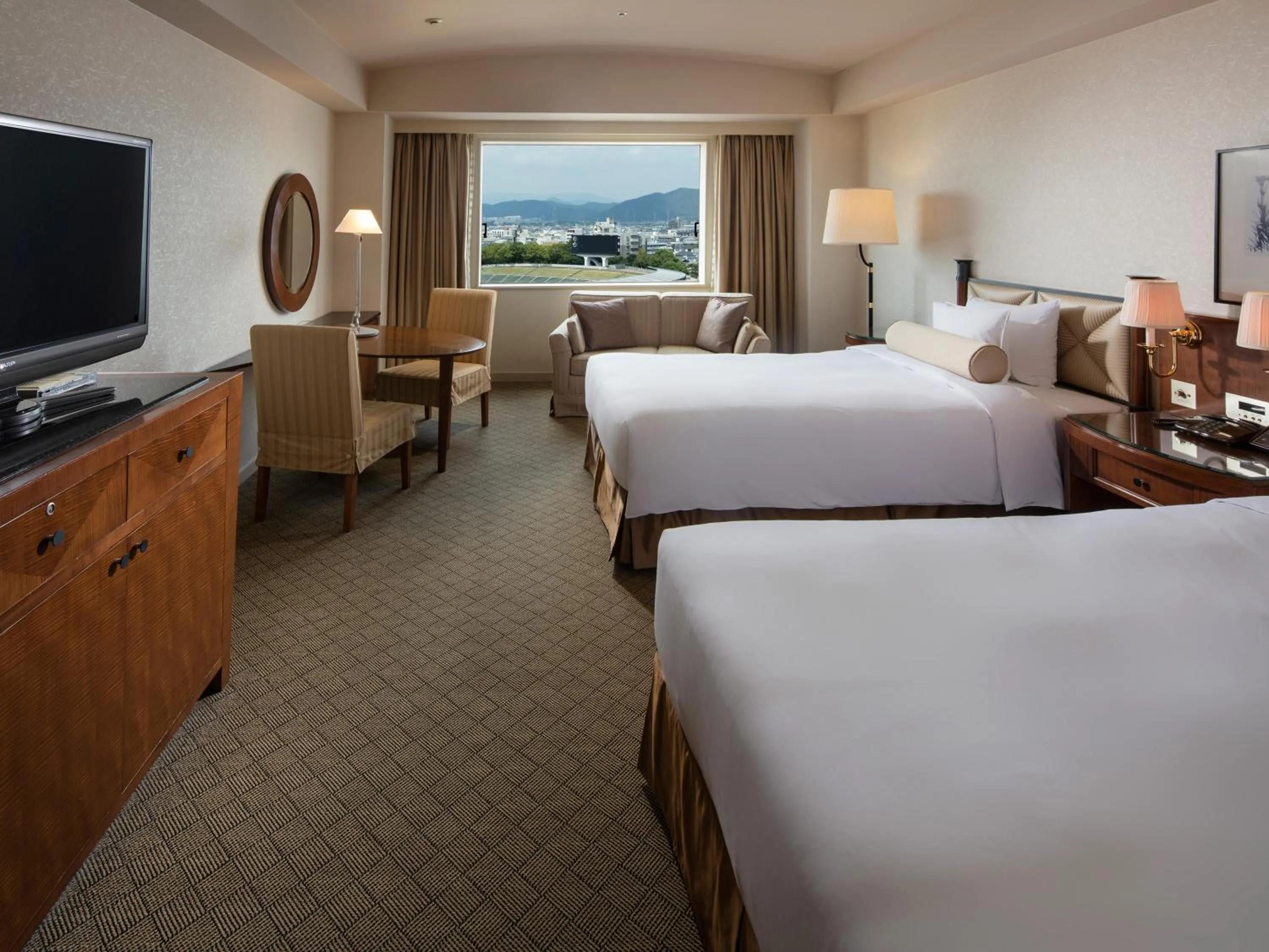 Photo of the whole room, Bed in Miyako Hotel Gifu Nagaragawa