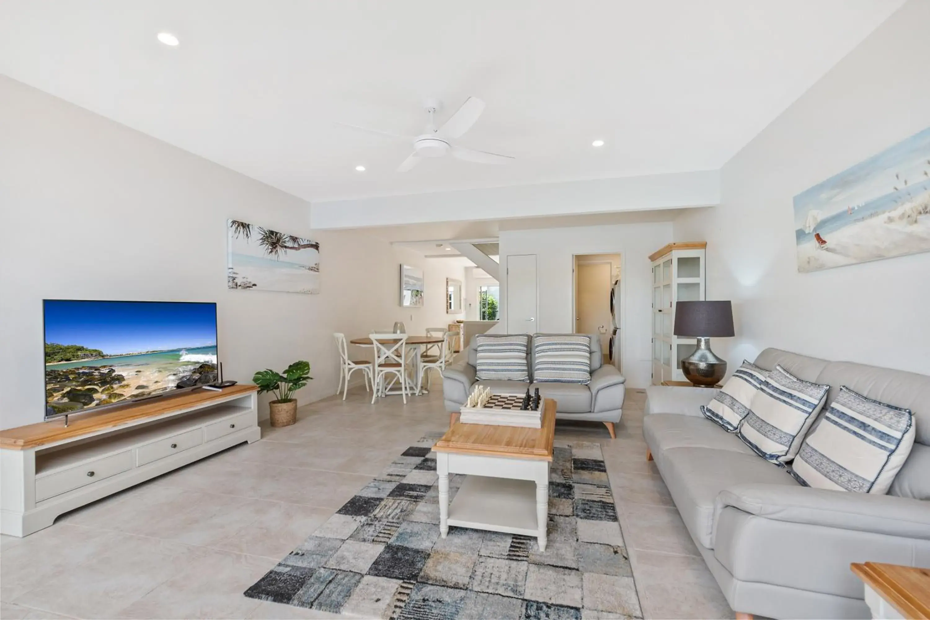 Seating Area in Noosa Entrance Waterfront Resort