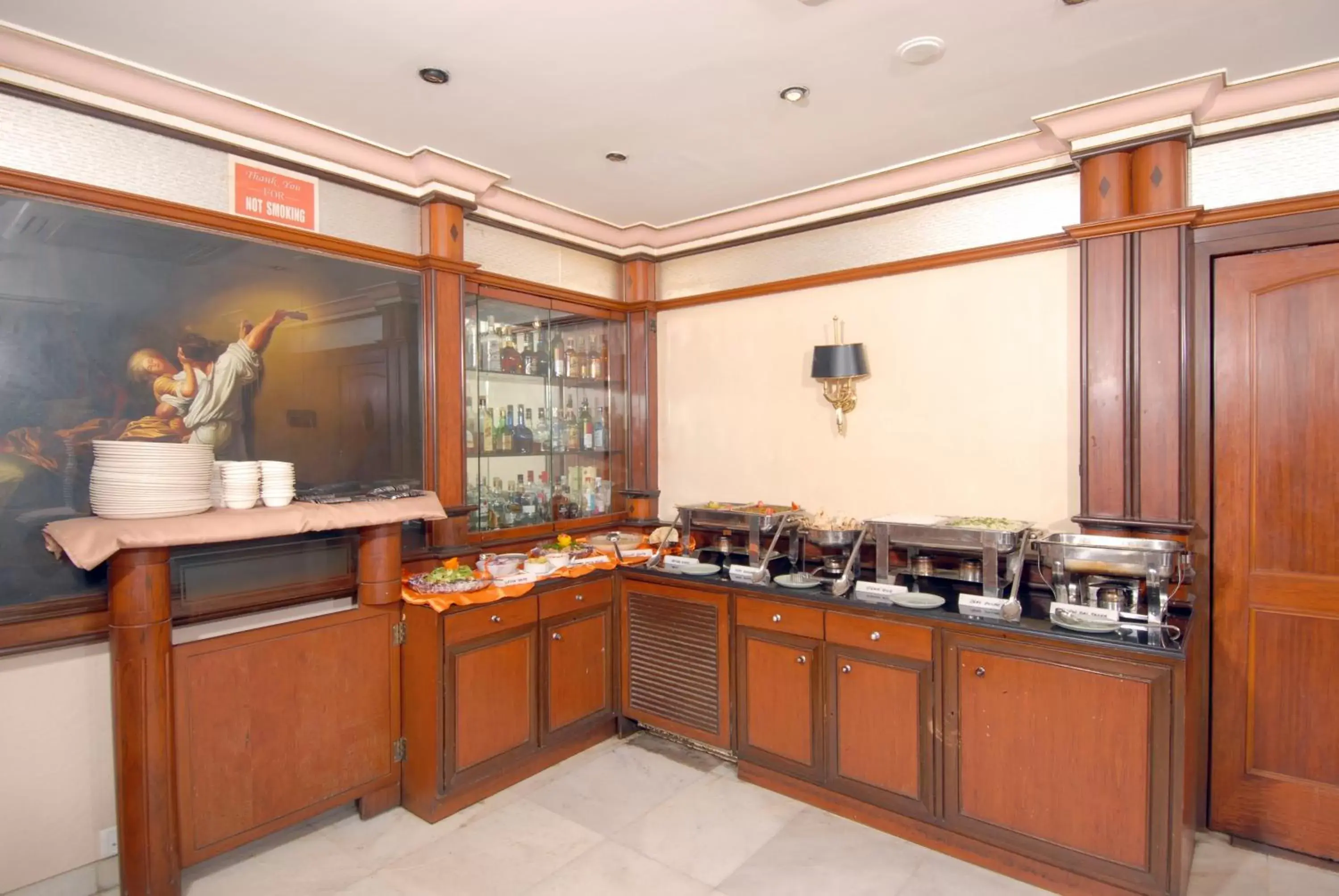 Buffet breakfast, Restaurant/Places to Eat in Hotel Park View, Mumbai