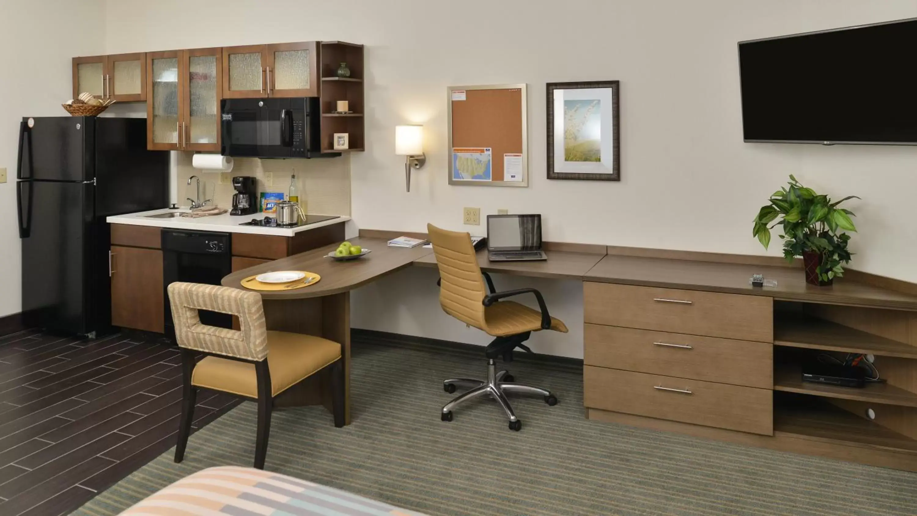 Photo of the whole room in Candlewood Suites Houma by IHG Photo of the whole room in Candlewood Suites Houma by IHG