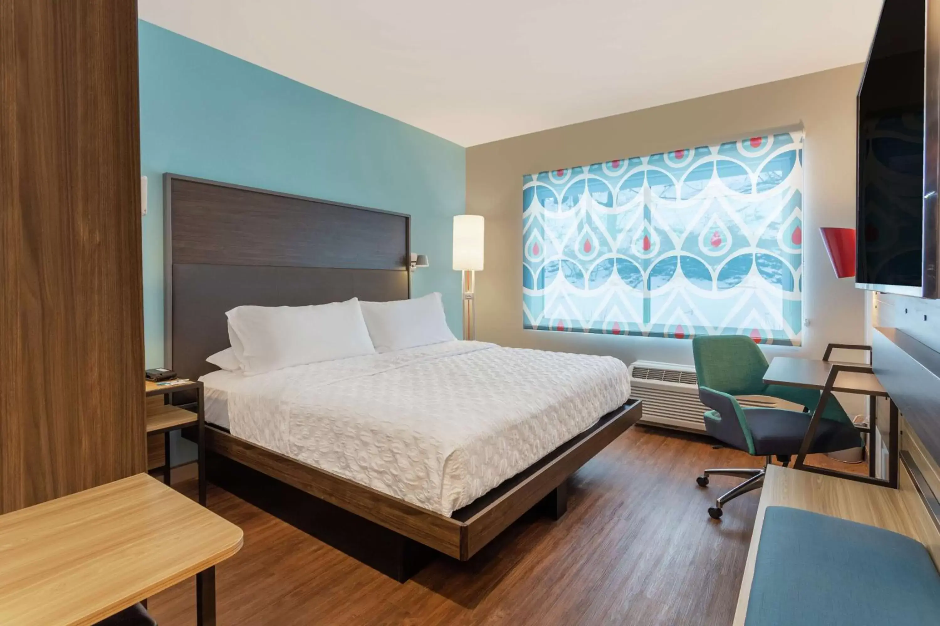 Bedroom, Bed in Tru By Hilton Binghamton Vestal