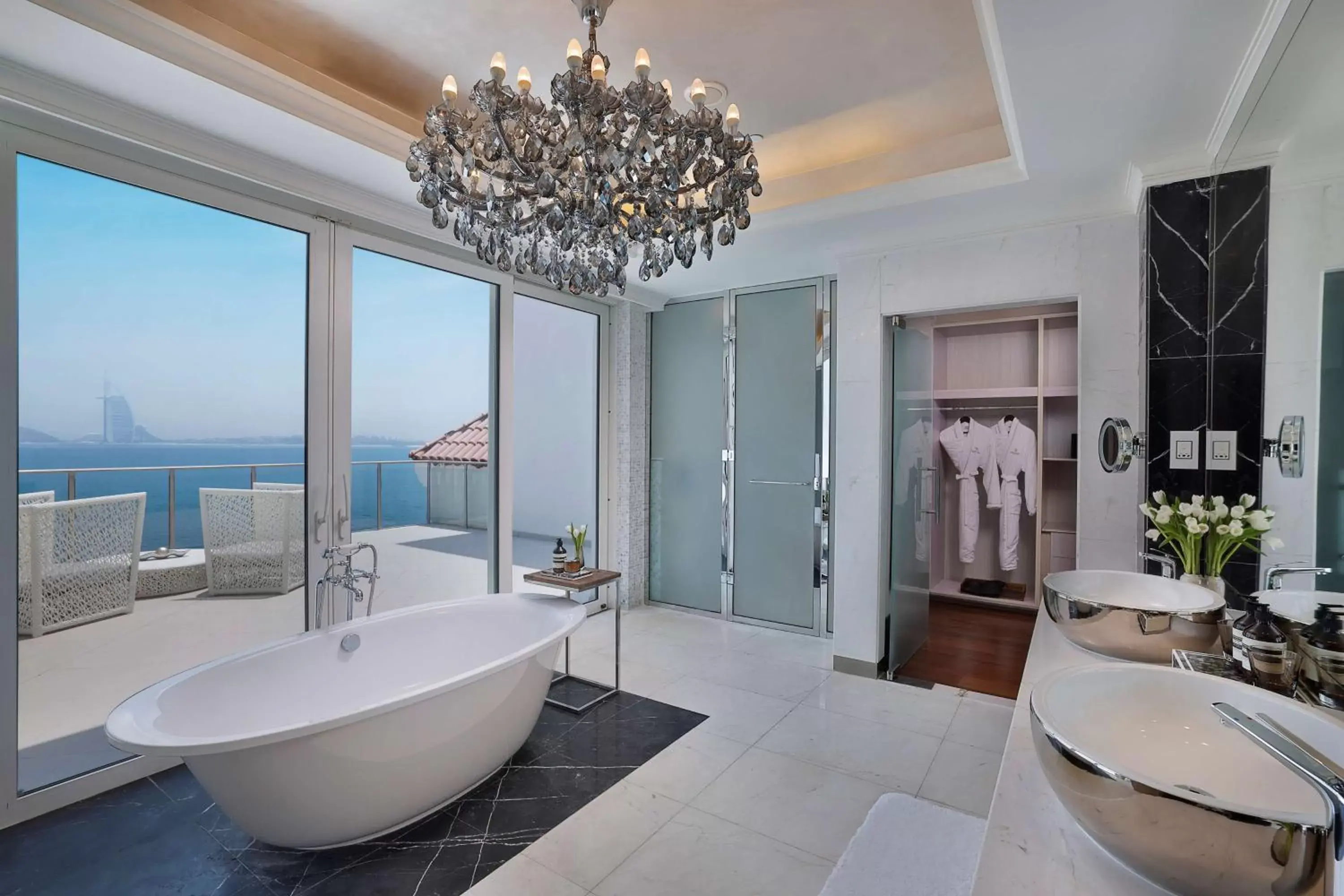 Bathroom in Waldorf Astoria Dubai Palm Jumeirah