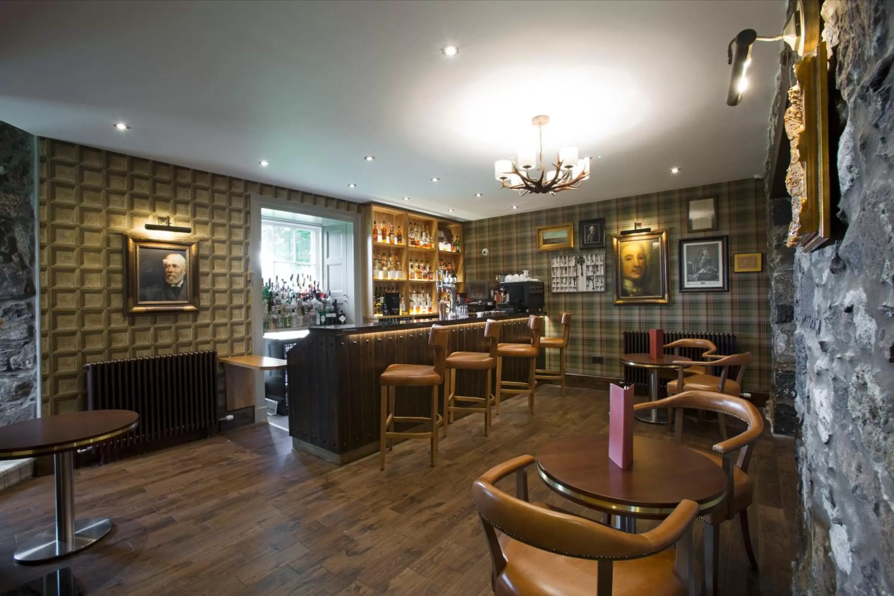 Lounge/Bar in Meldrum House Hotel Golf And Country Estate