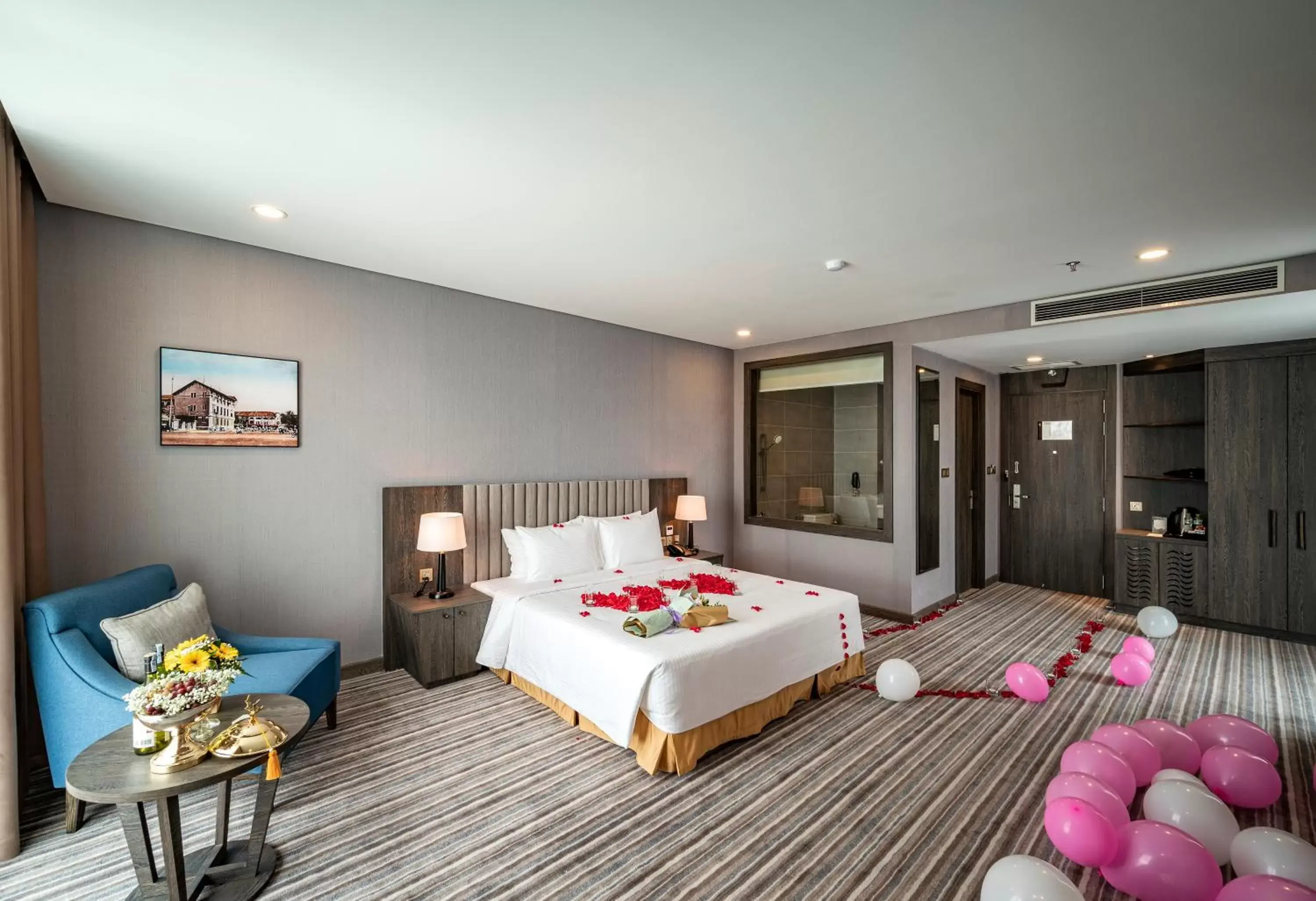 Bedroom, Bed in Muong Thanh Luxury Saigon Hotel Bedroom, Bed in Muong Thanh Luxury Saigon Hotel