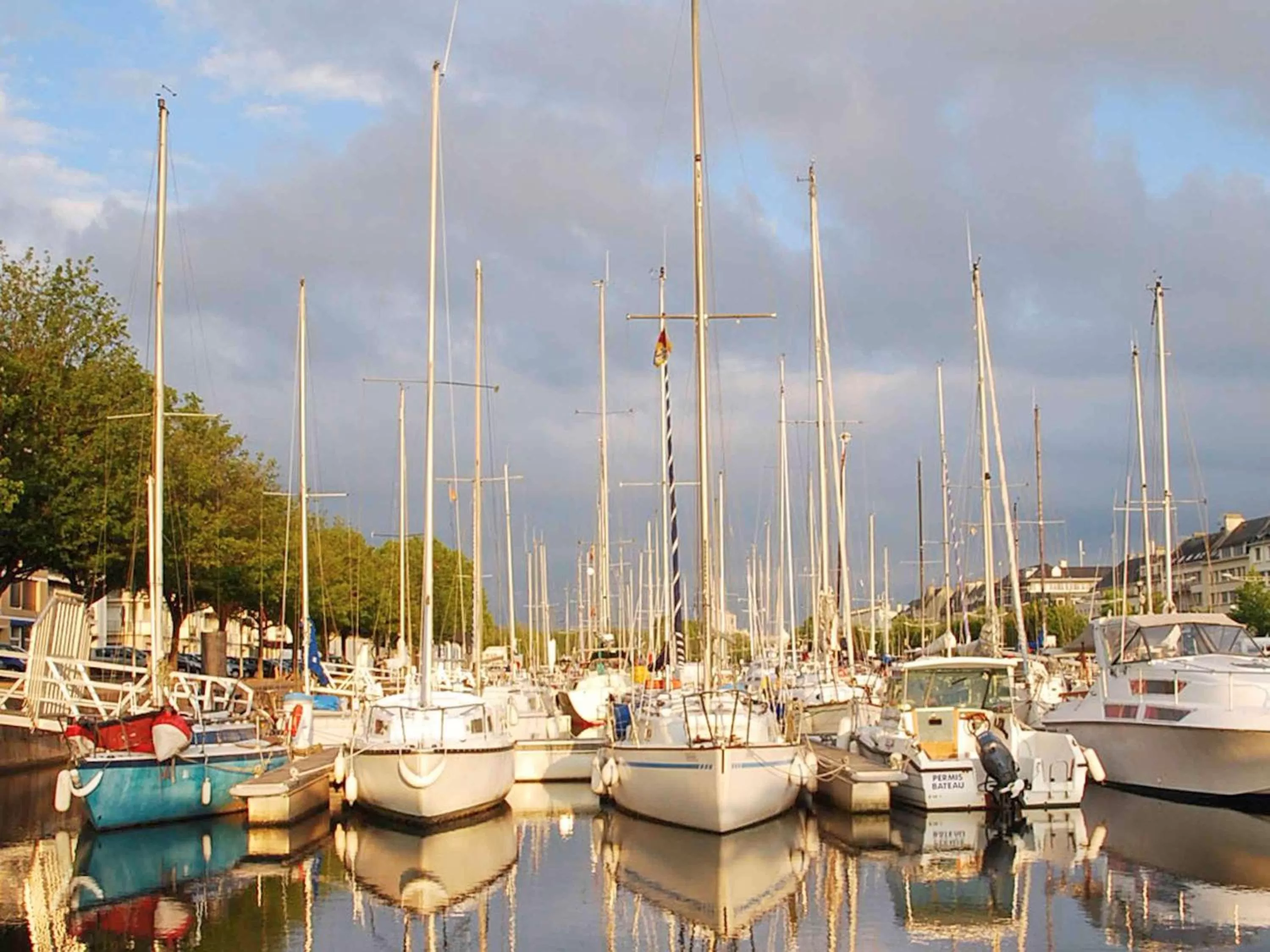 Other in IBIS Port de plaisance