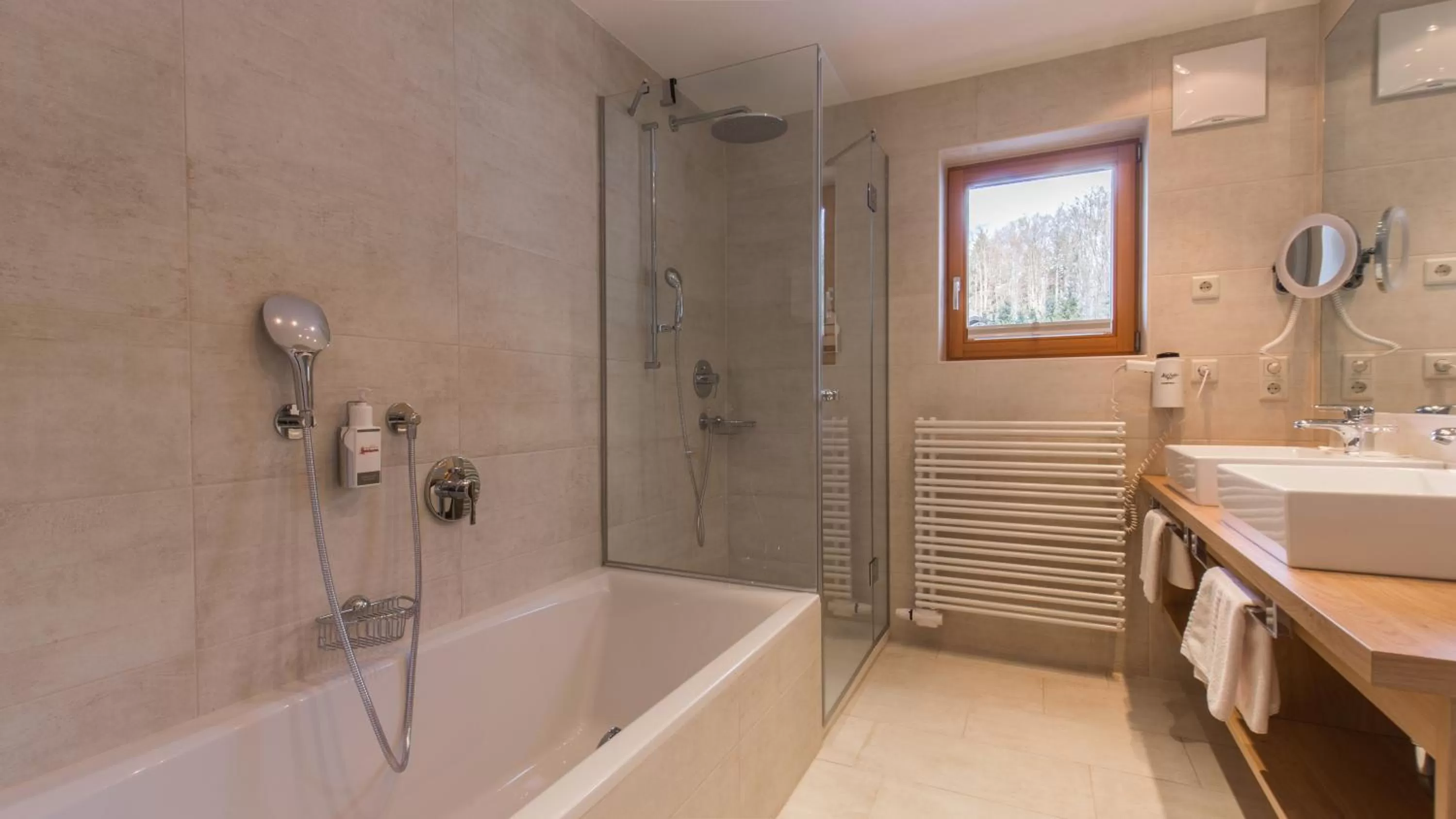 Bathroom in Hotel Spielmann