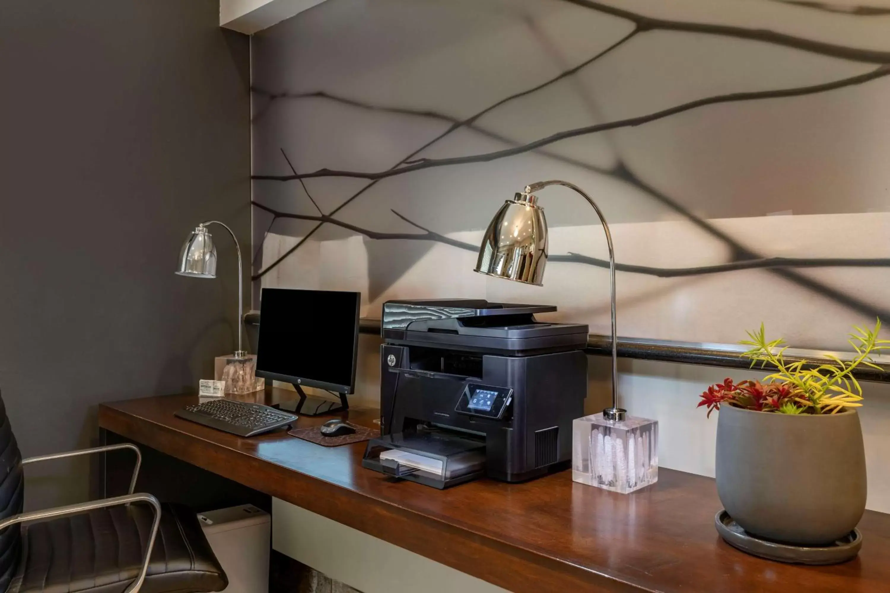 Lobby or reception in Best Western Newberg Inn Lobby or reception in Best Western Newberg Inn