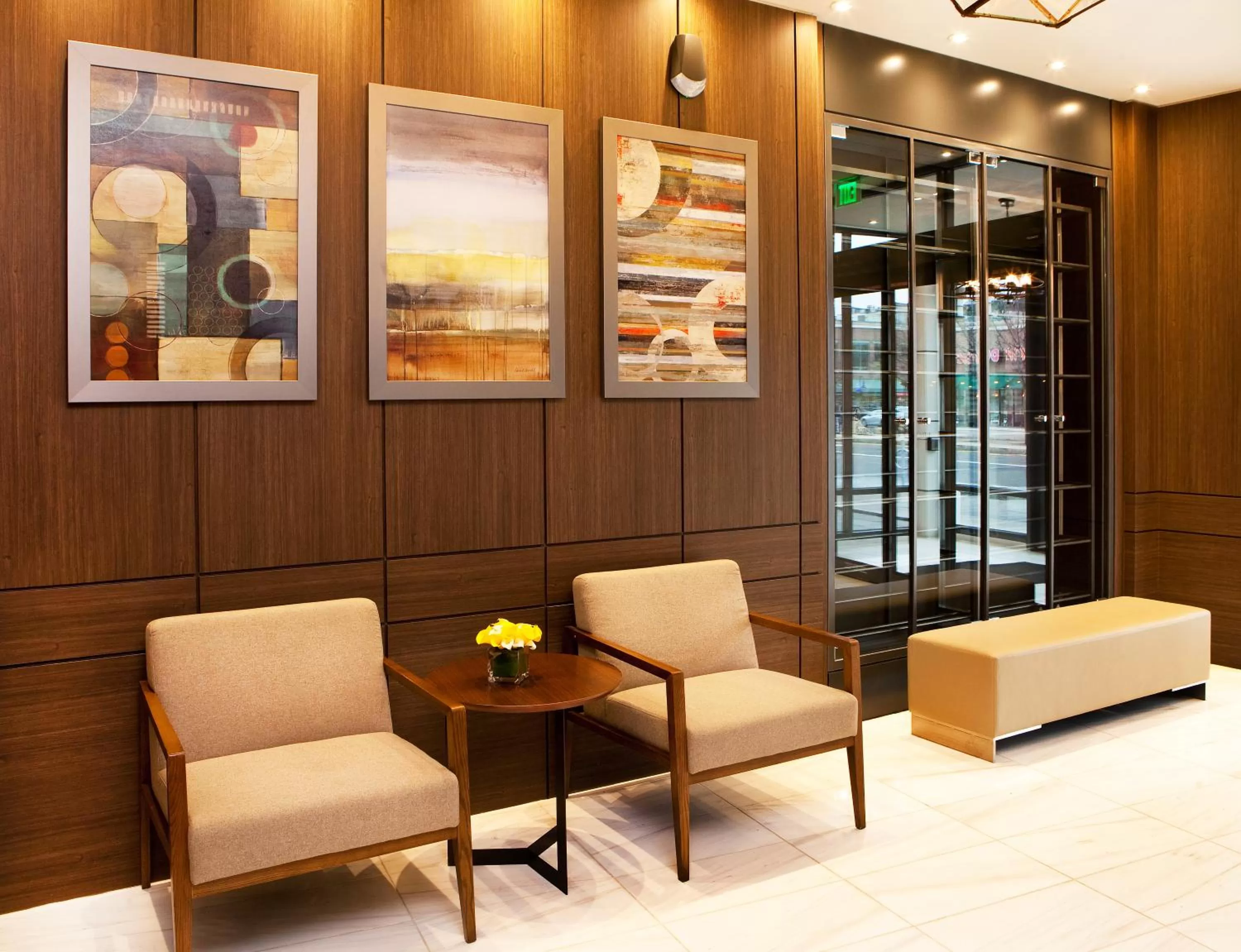 Lobby or reception in Porter Square Hotel