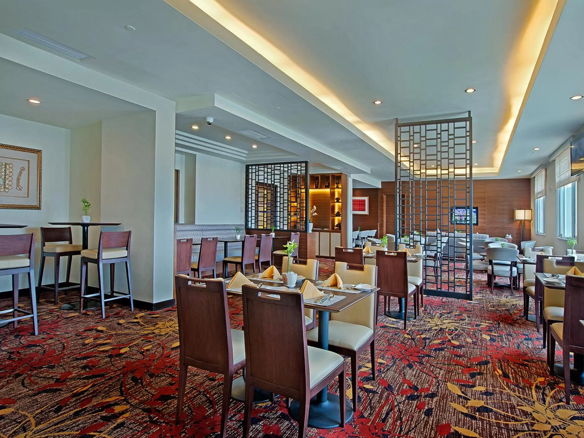 Restaurant/places to eat in PARKROYAL Yangon