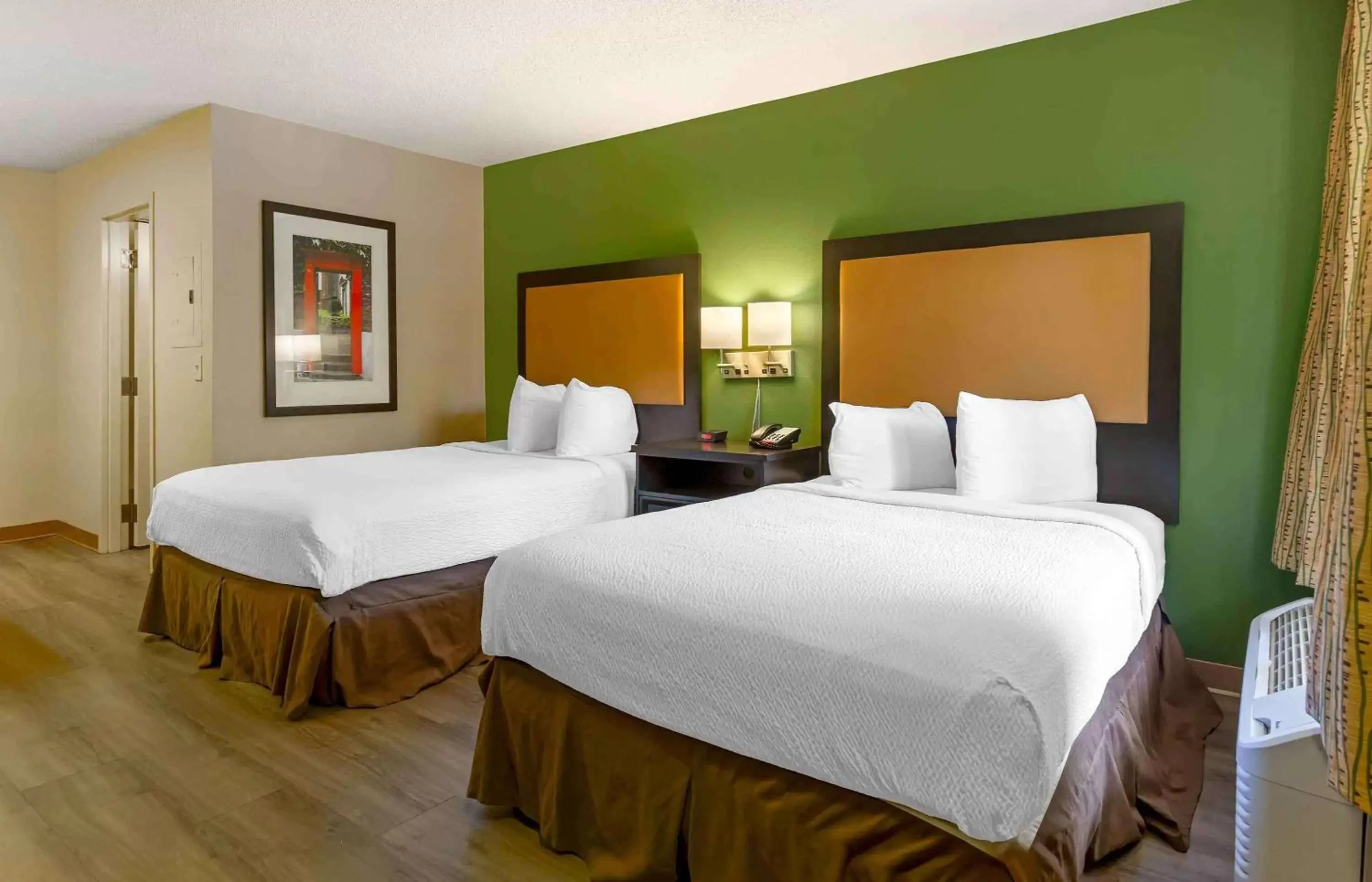 Studio with Two Double Beds - Non-Smoking in Extended Stay America Select Suites - Raleigh - RDU Airport Studio with Two Double Beds - Non-Smoking in Extended Stay America Select Suites - Raleigh - RDU Airport