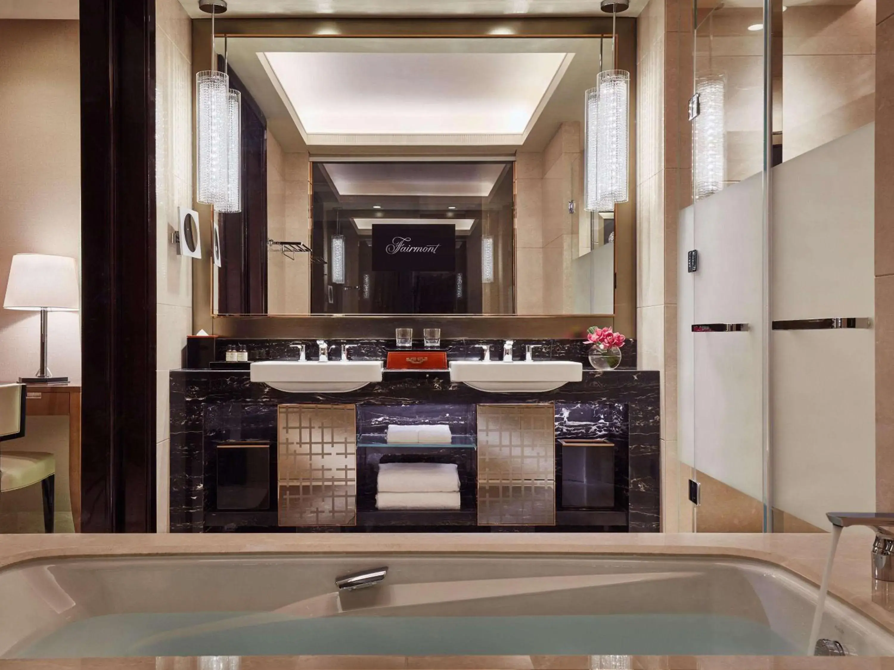 Photo of the whole room, Bathroom in Fairmont Chengdu