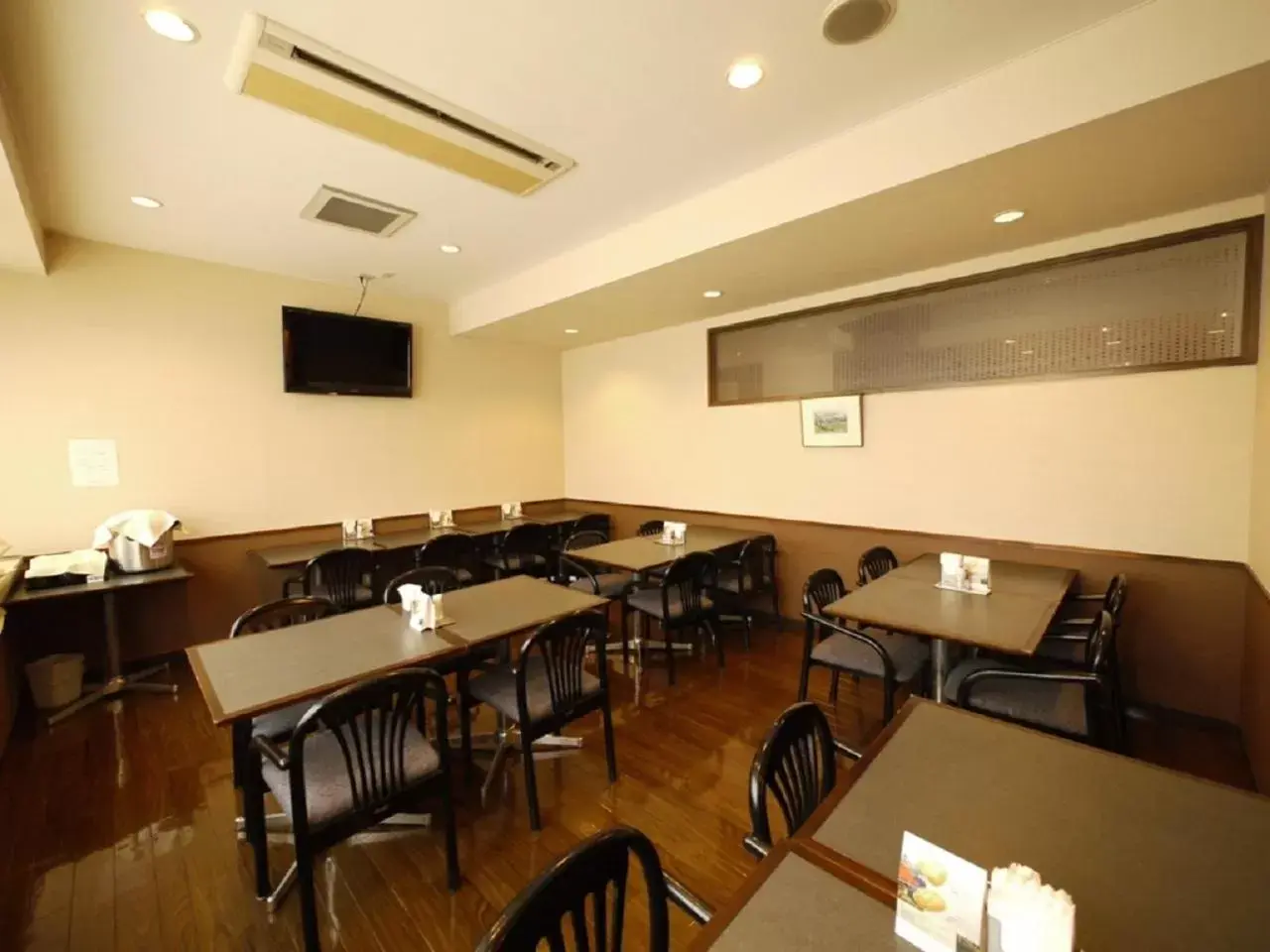 Restaurant/Places to Eat in Hotel Route-Inn Shinonoi
