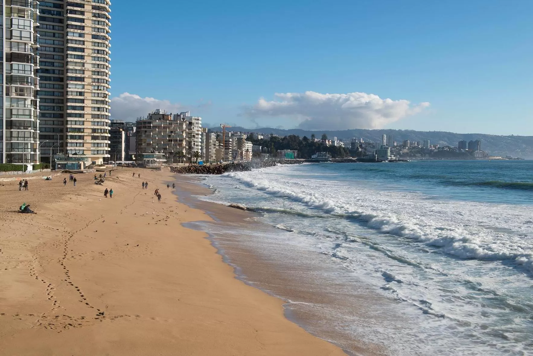 Beach in Pullman Vina del Mar San Martin