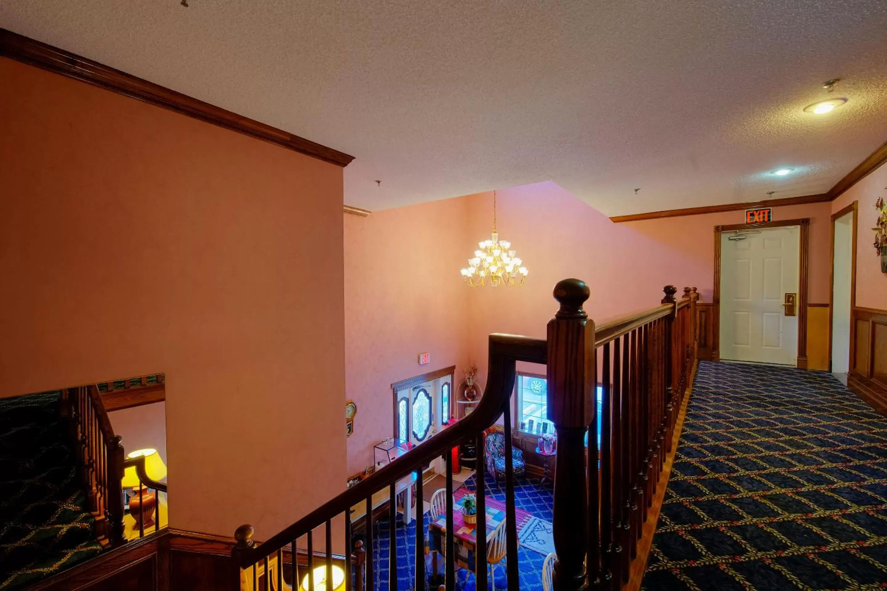 Lobby or reception in Hotel O Eureka Springs - Christ of Ozark Area