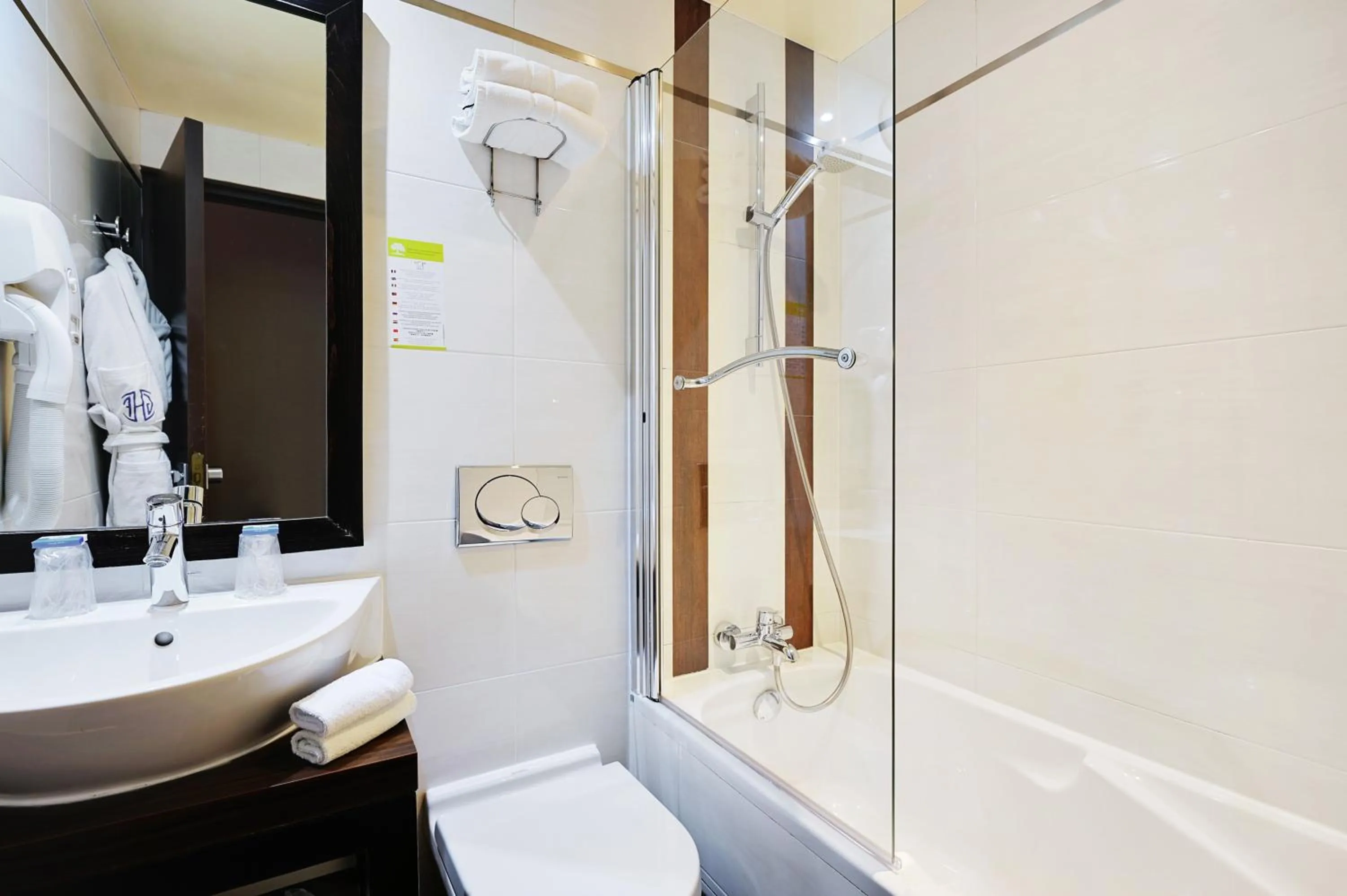 Two Double Room Adjacent in Grand Hotel Francais