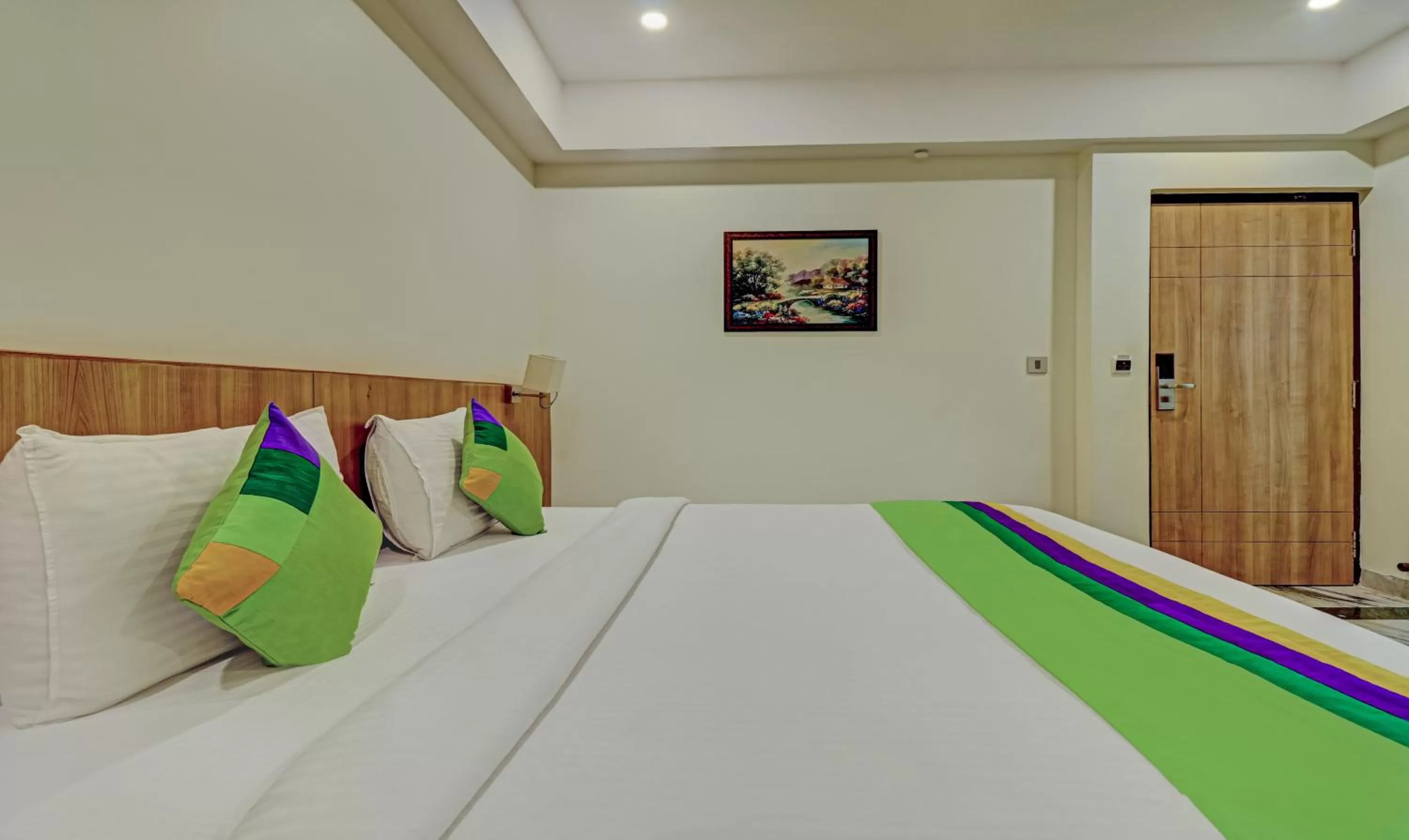 Bedroom, Bed in Treebo Seaesta RK Beach