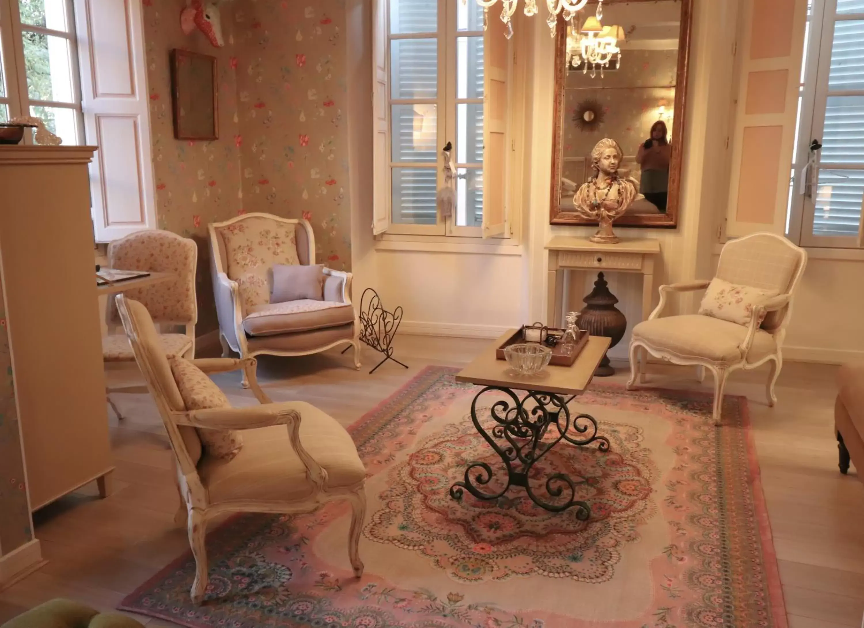 Living room, Seating Area in La Maison du Frene