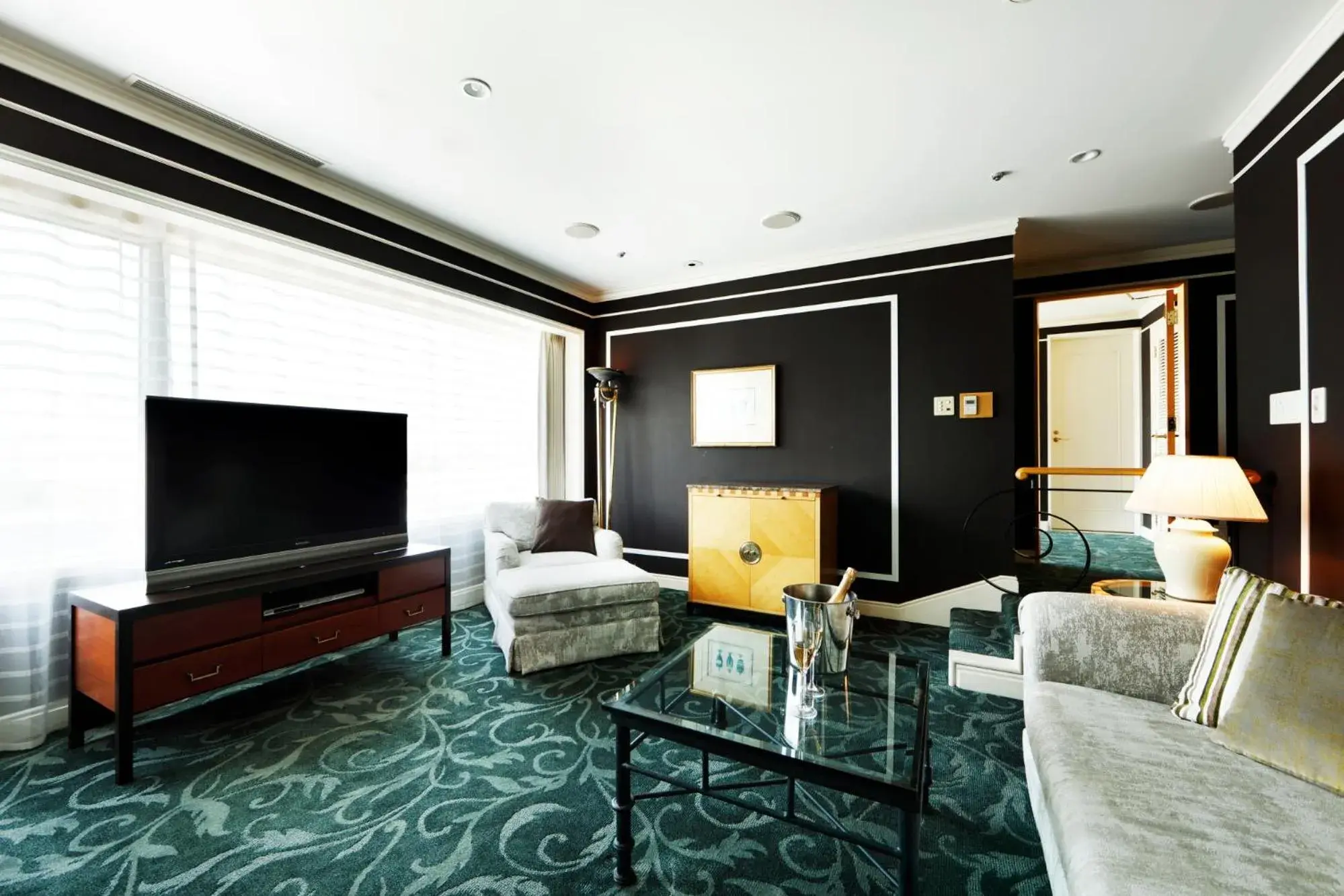 Living room, Seating Area in Hotel Allamanda Aoyama Tokyo