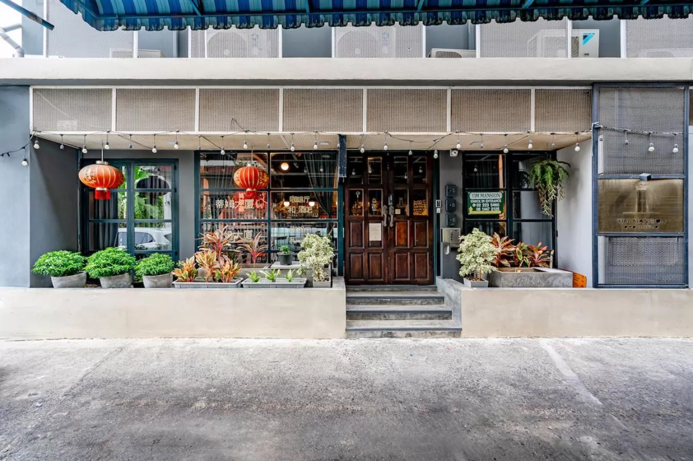 Property building in Tim Mansion