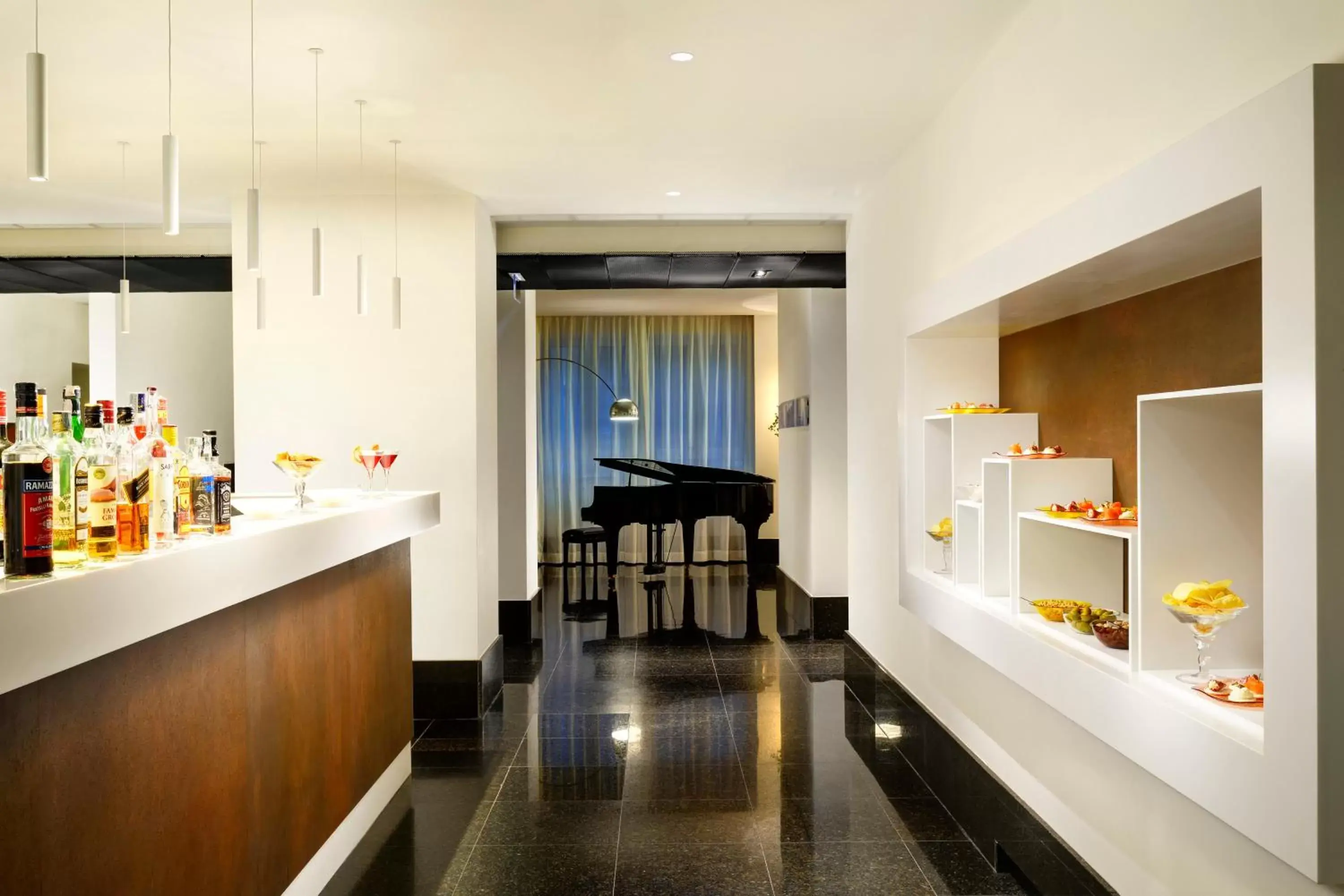 Lounge or bar in UNA Hotels Century Milano Lounge or bar in UNA Hotels Century Milano