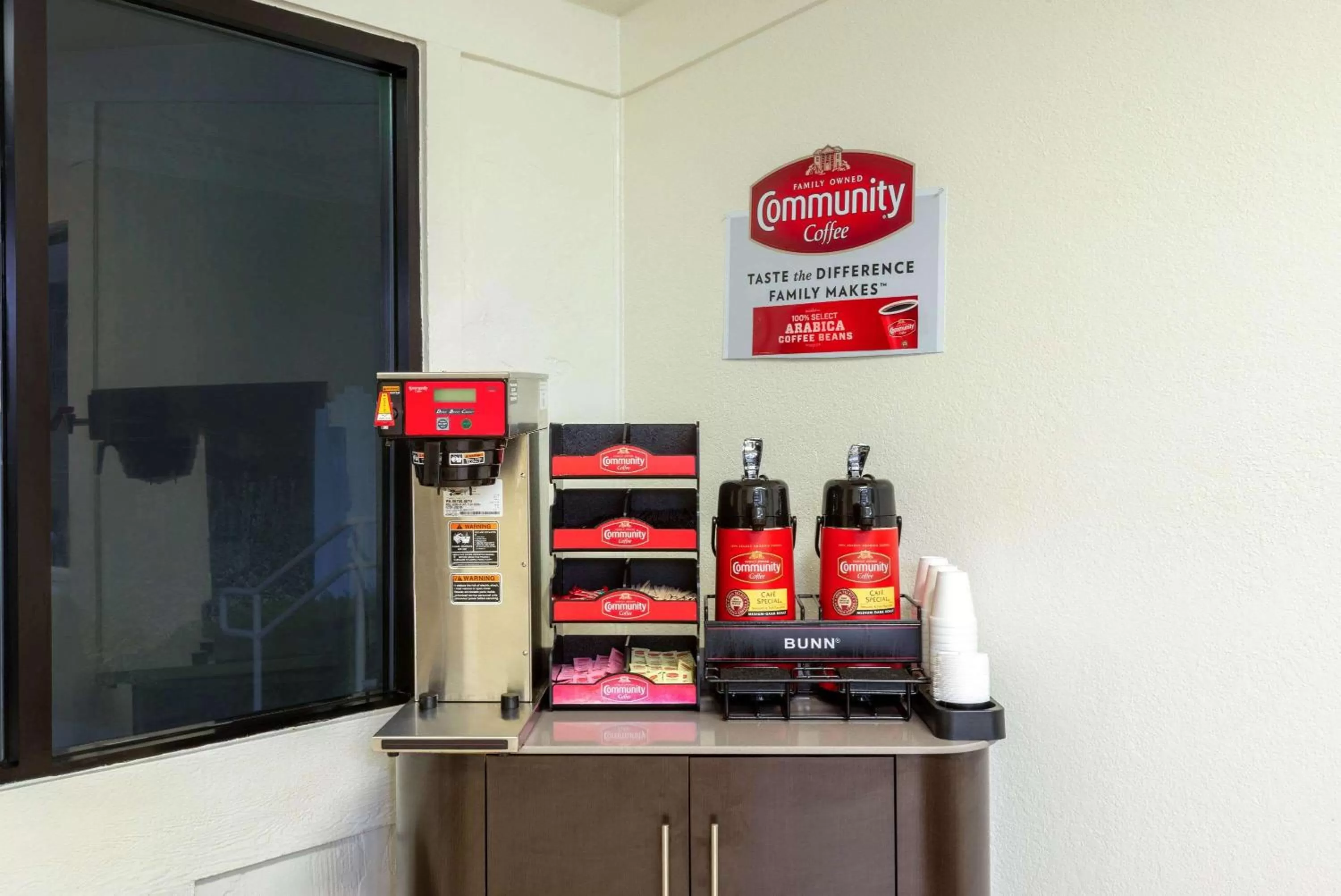 Lobby or reception in Travelodge by Wyndham Essington / Philadelphia Airport