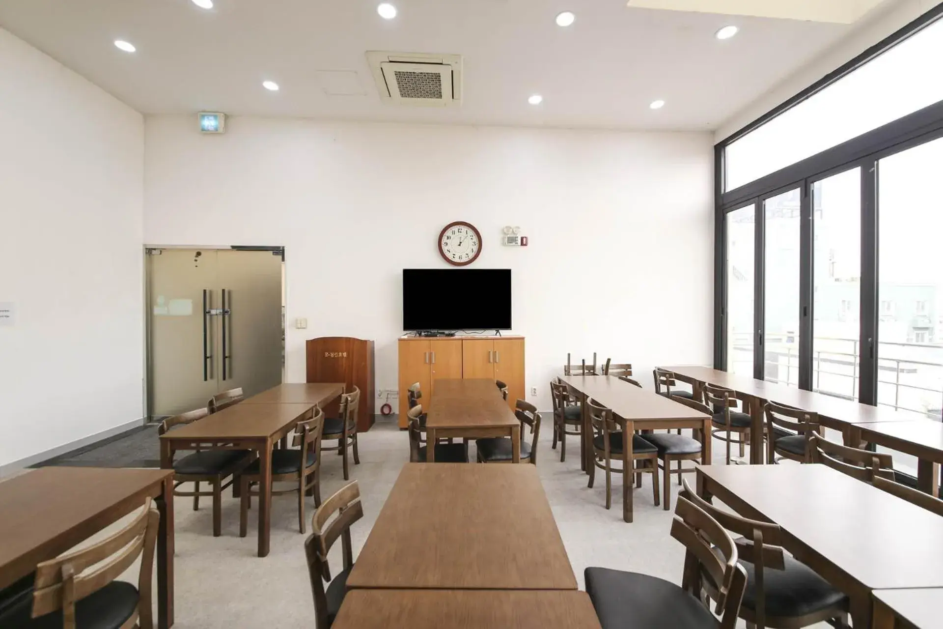 Restaurant/places to eat in Benikea hotel Restaurant/places to eat in Benikea hotel