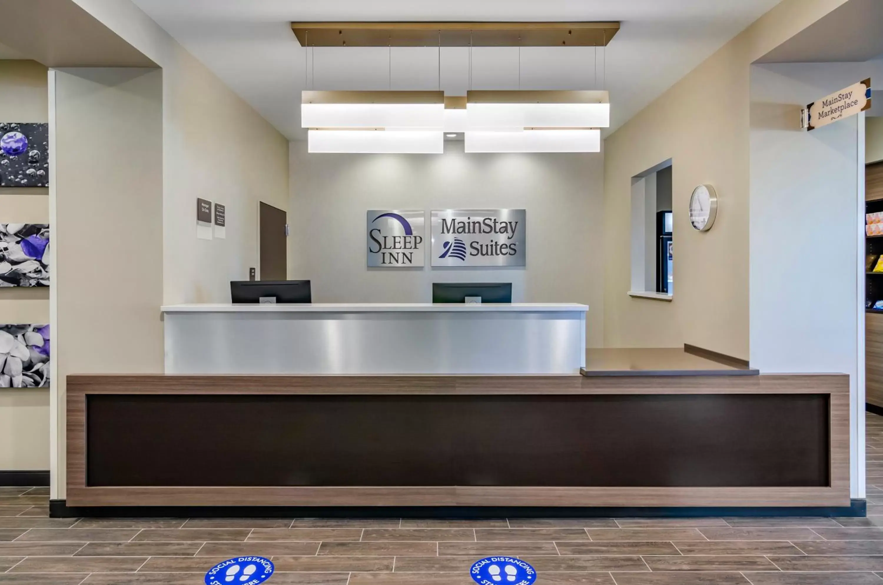 Lobby or reception in MainStay Suites Great Falls Airport