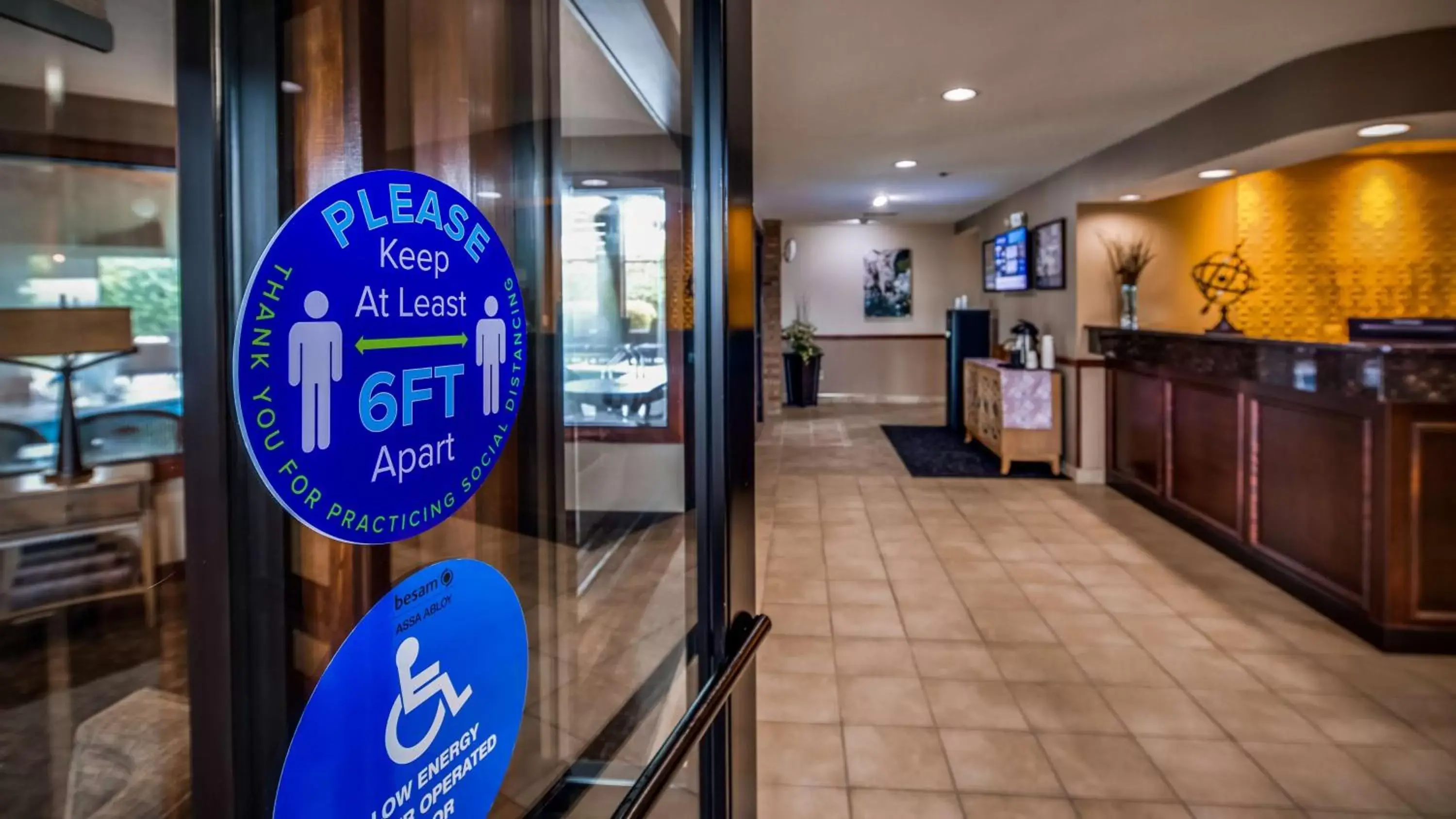 Lobby or reception in Best Western Lakewood Inn