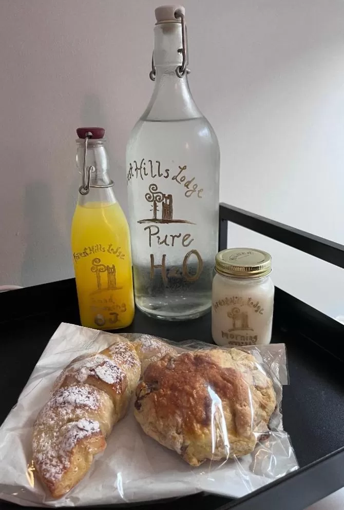 Food and drinks in Forest Hills Lodge