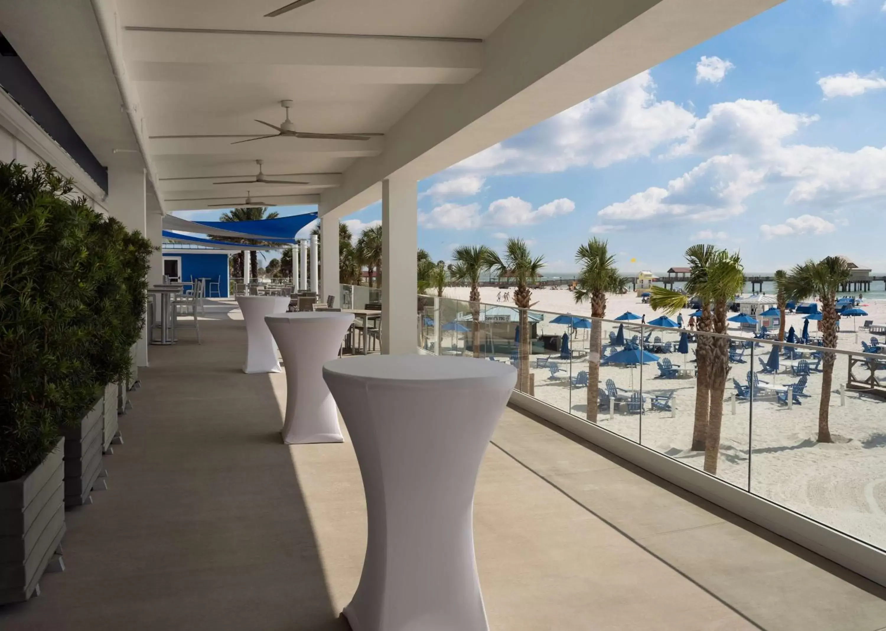Property building, Balcony/Terrace in Hilton Clearwater Beach Resort & Spa