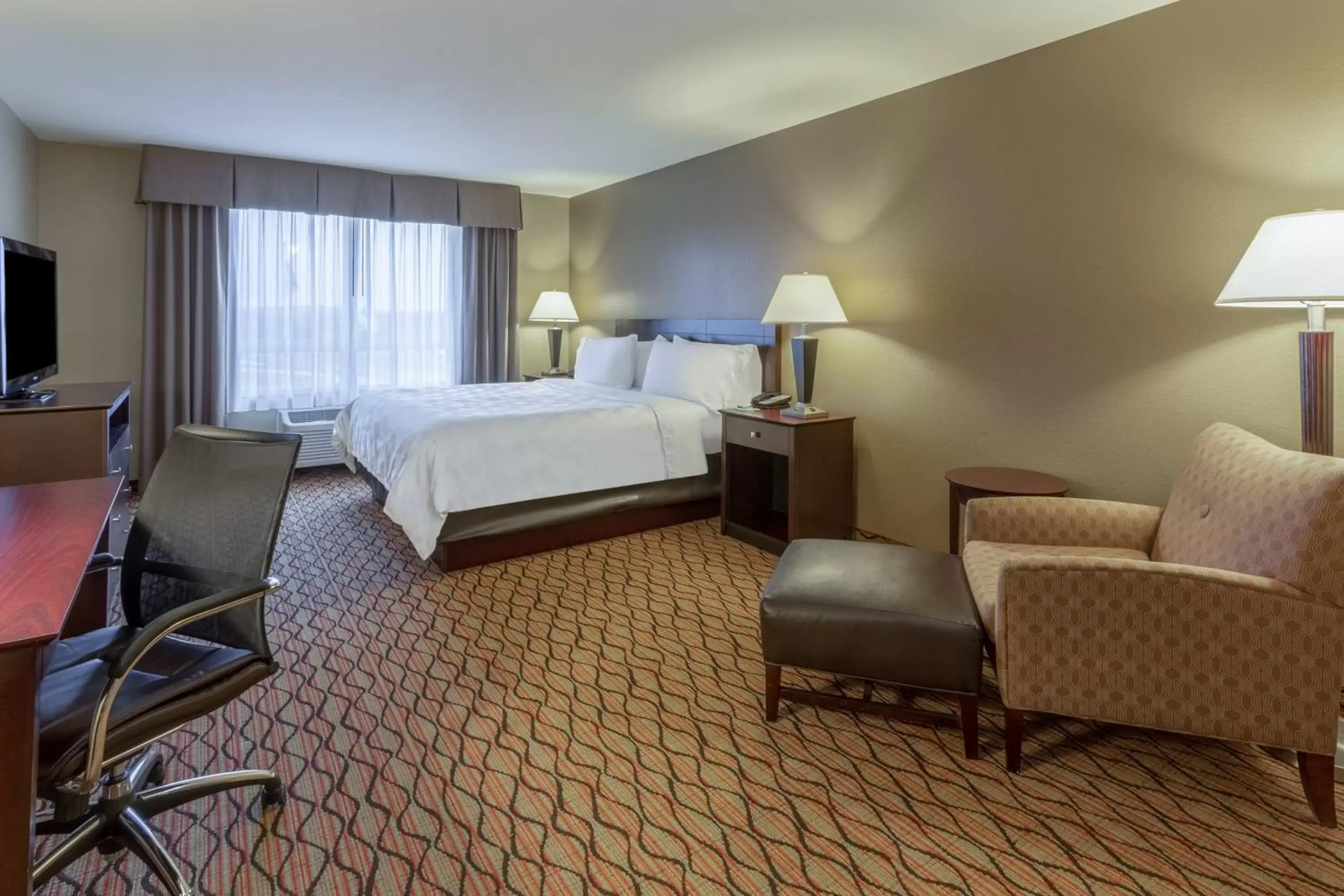 Photo of the whole room in Holiday Inn Eau Claire South, an IHG Hotel