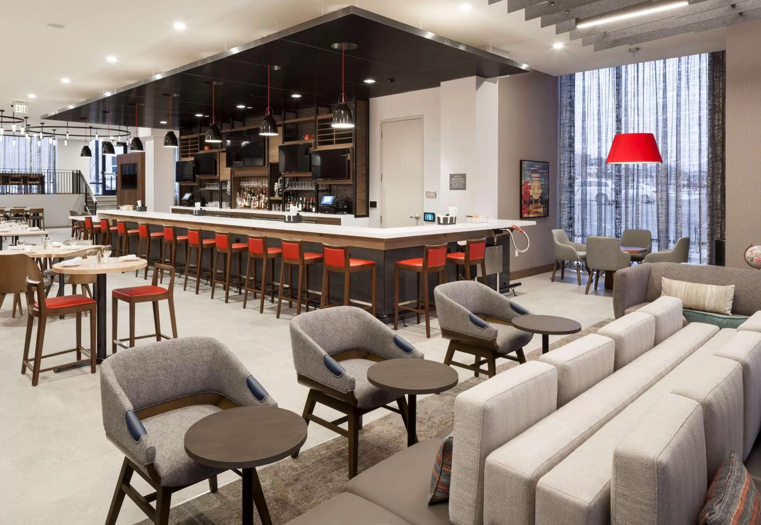 Restaurant/places to eat in Hilton Garden Inn Madison Downtown, WI