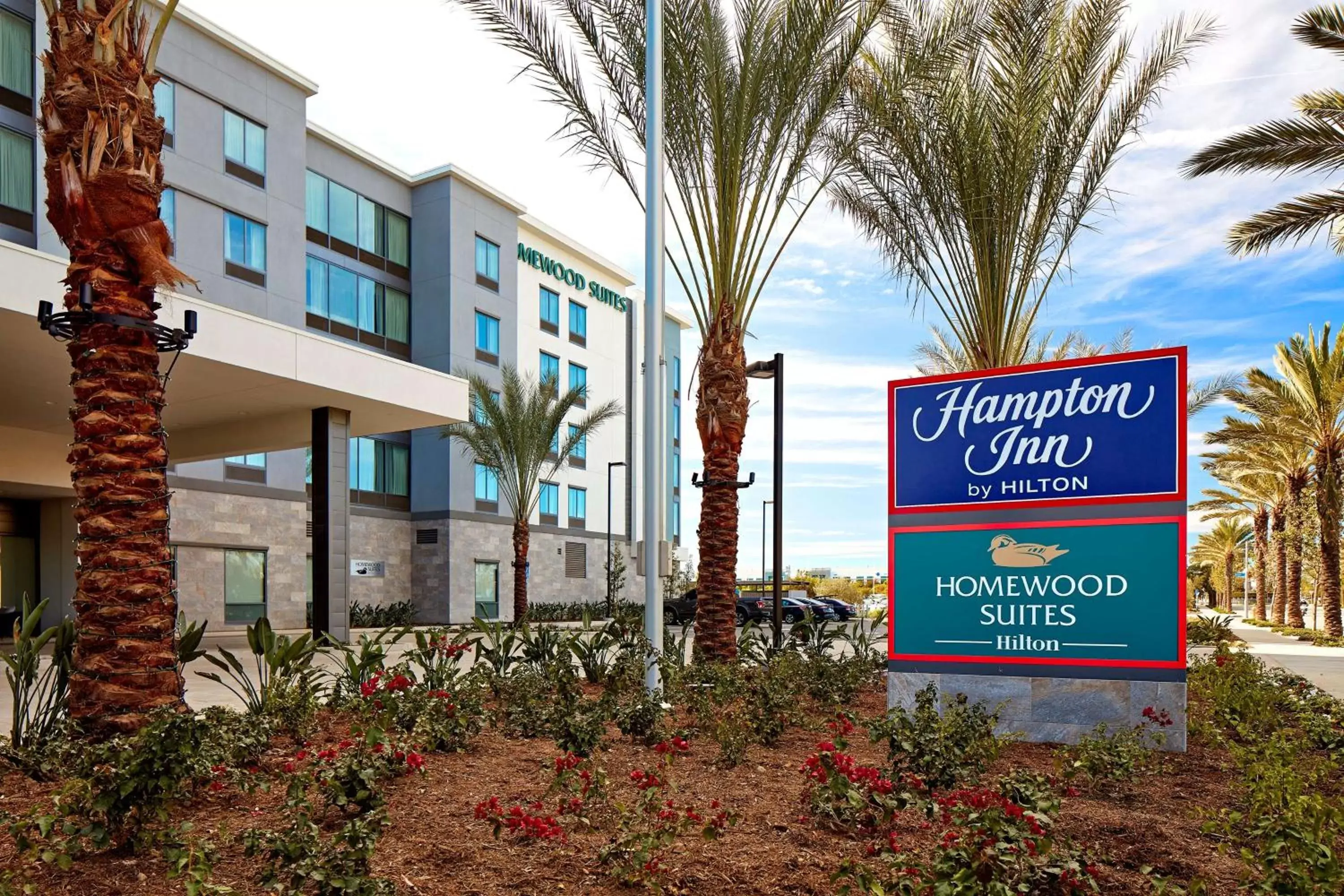 Property Building in Hampton Inn Long Beach Airport, Ca