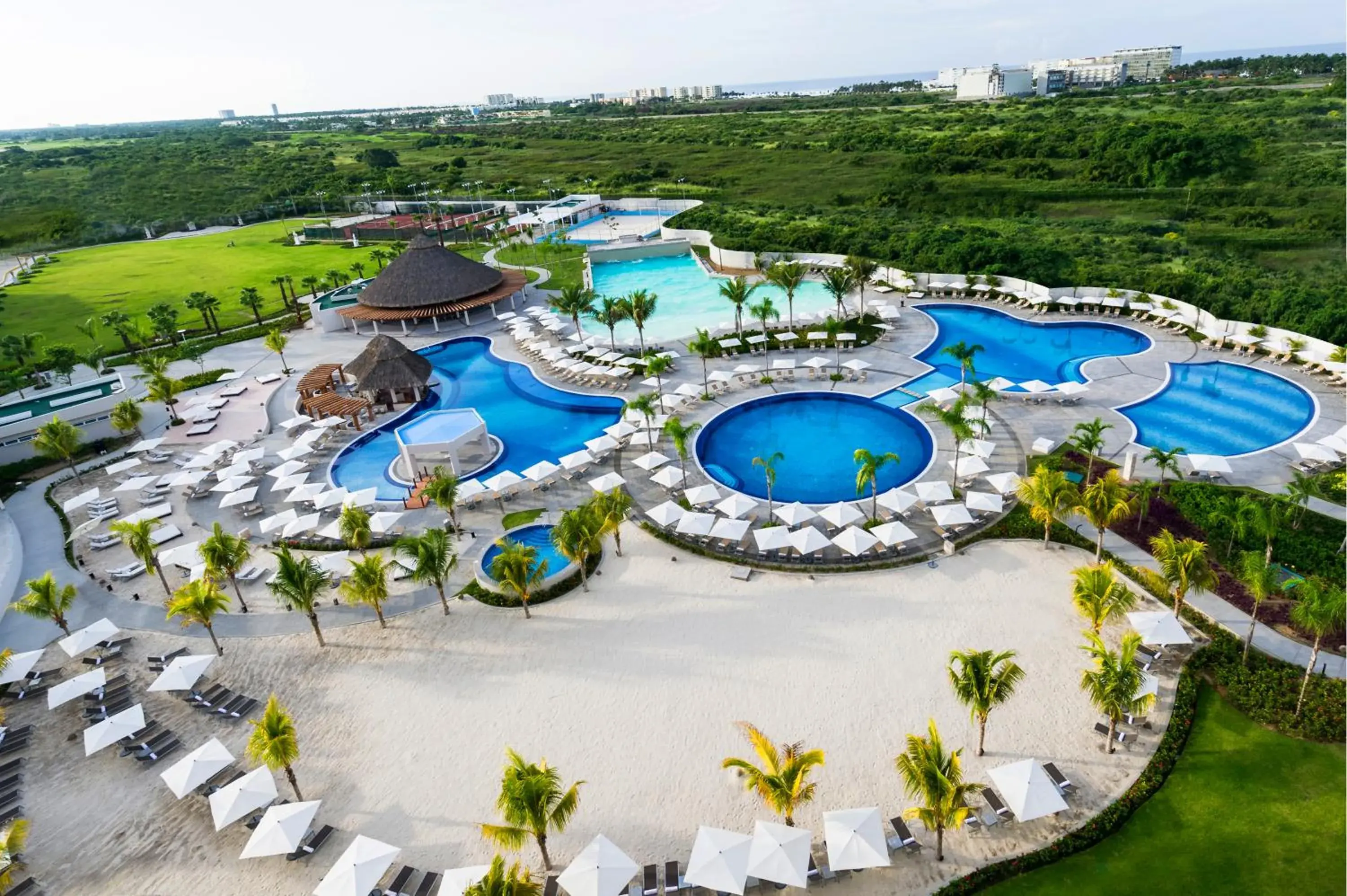 Swimming pool, Pool View in Palacio Mundo Imperial Riviera Diamante Acapulco