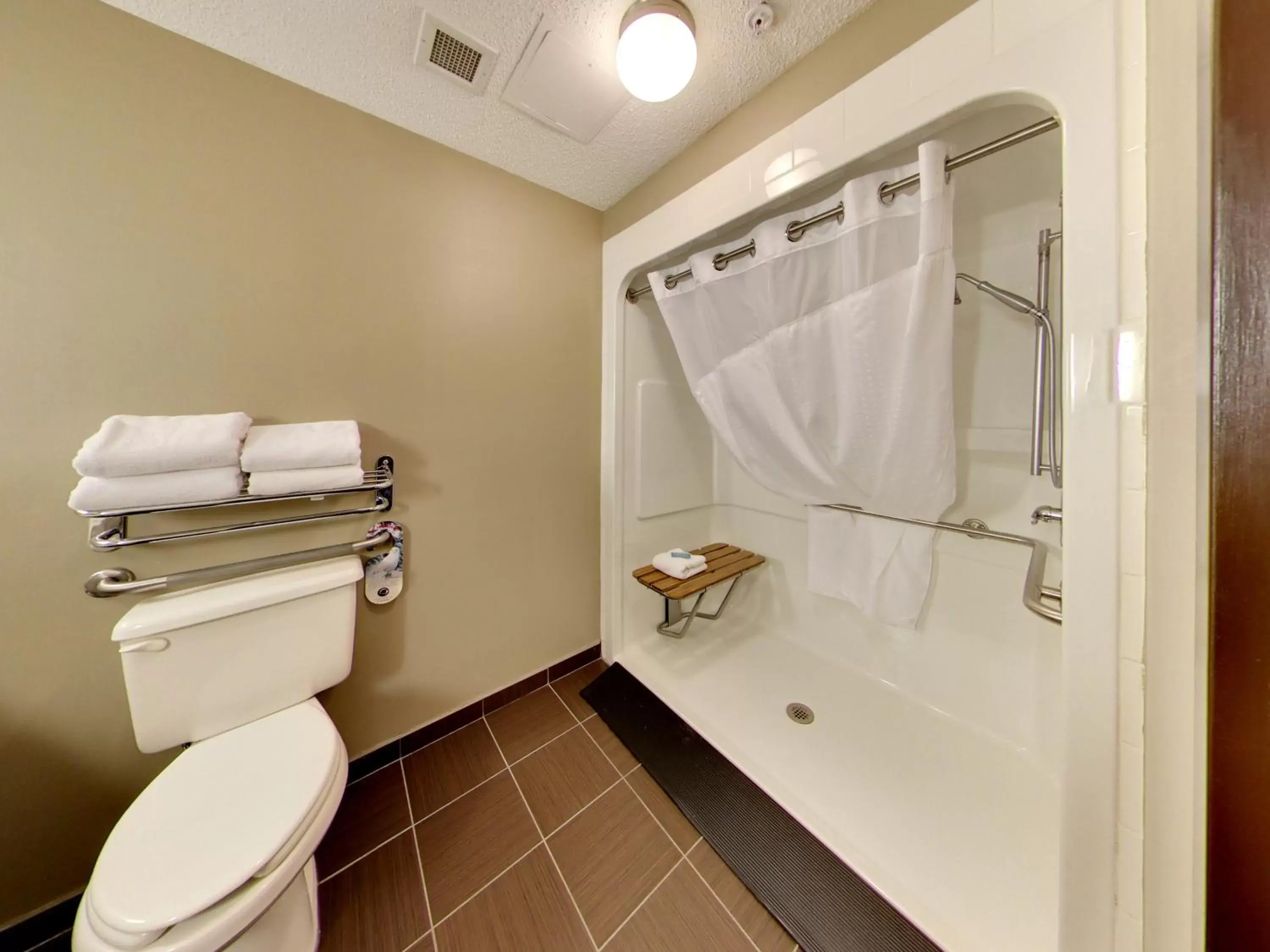 Photo of the whole room, Bathroom in Holiday Inn Express Hotel & Suites - Edmonton International Airport, an IHG Hotel